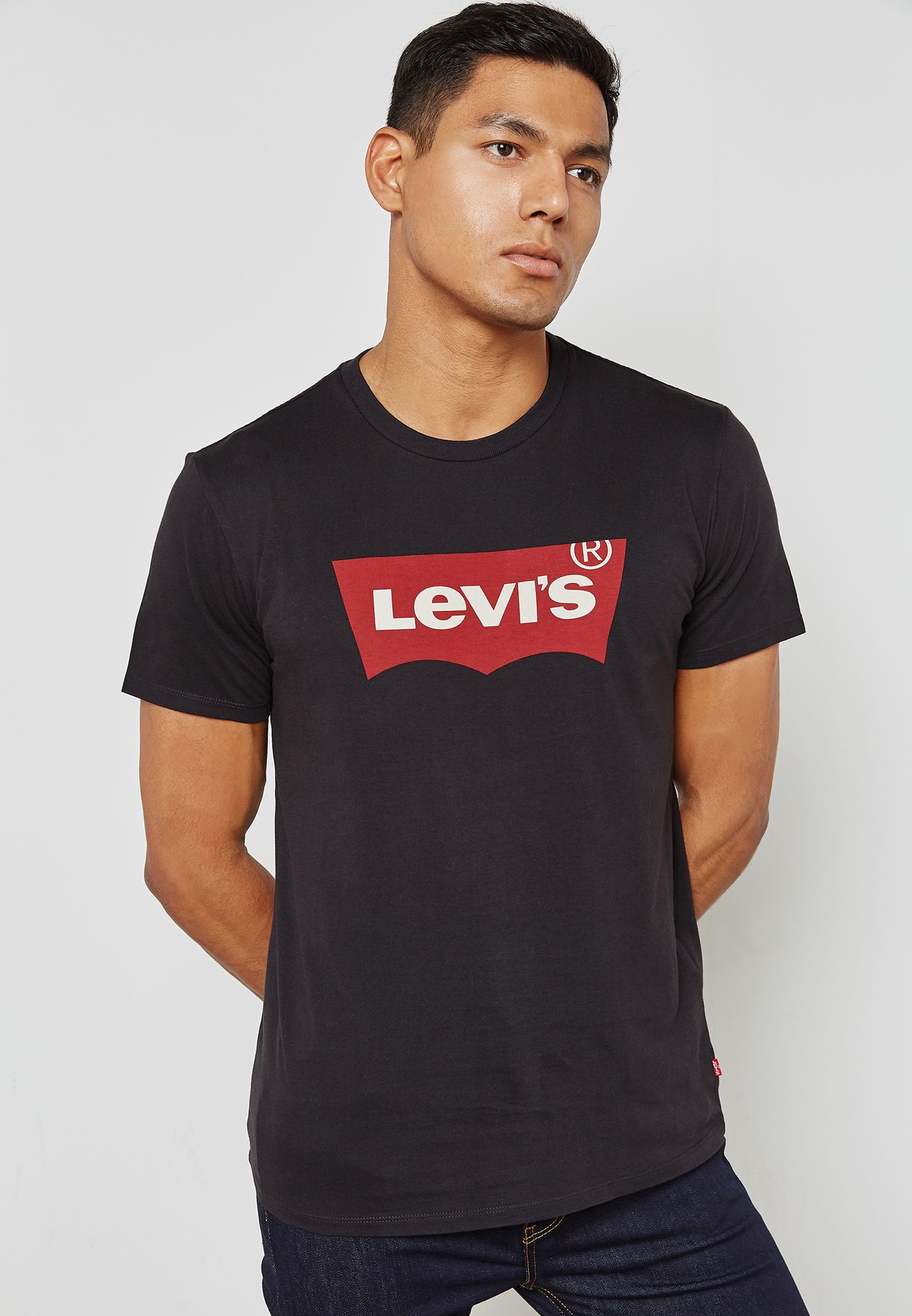 Buy Levis black Casual T-Shirt for Men in MENA, Worldwide