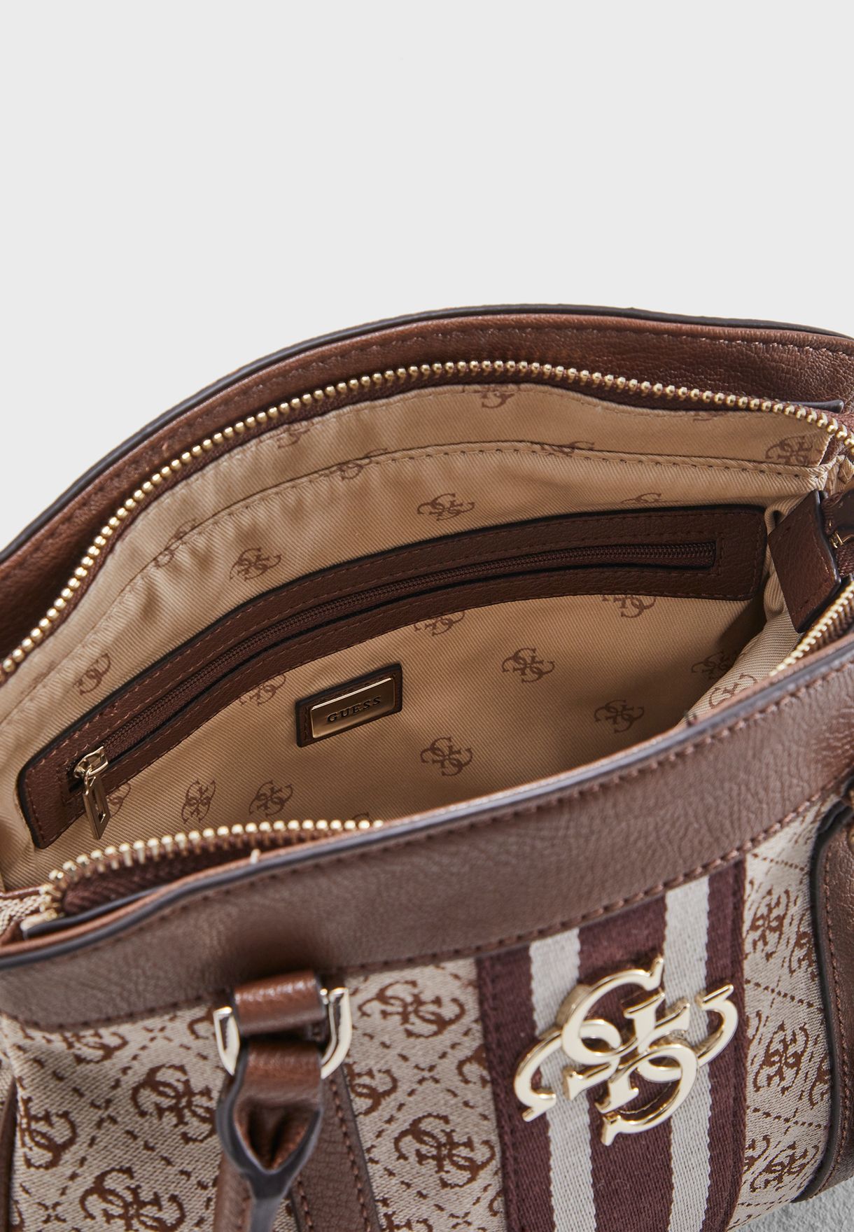 guess vintage shoulder bag