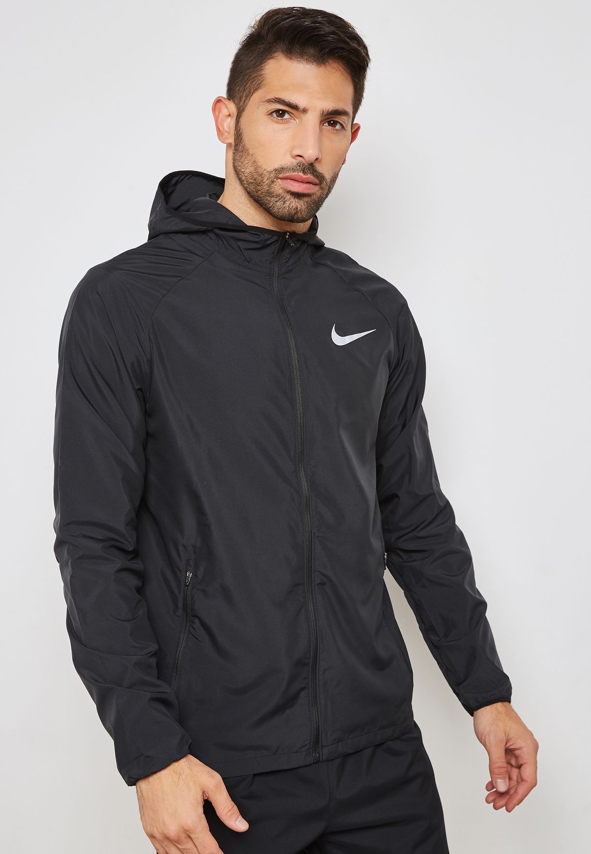 Buy Nike black Essential Hooded Jacket for Men in MENA, Worldwide | 856892 -010