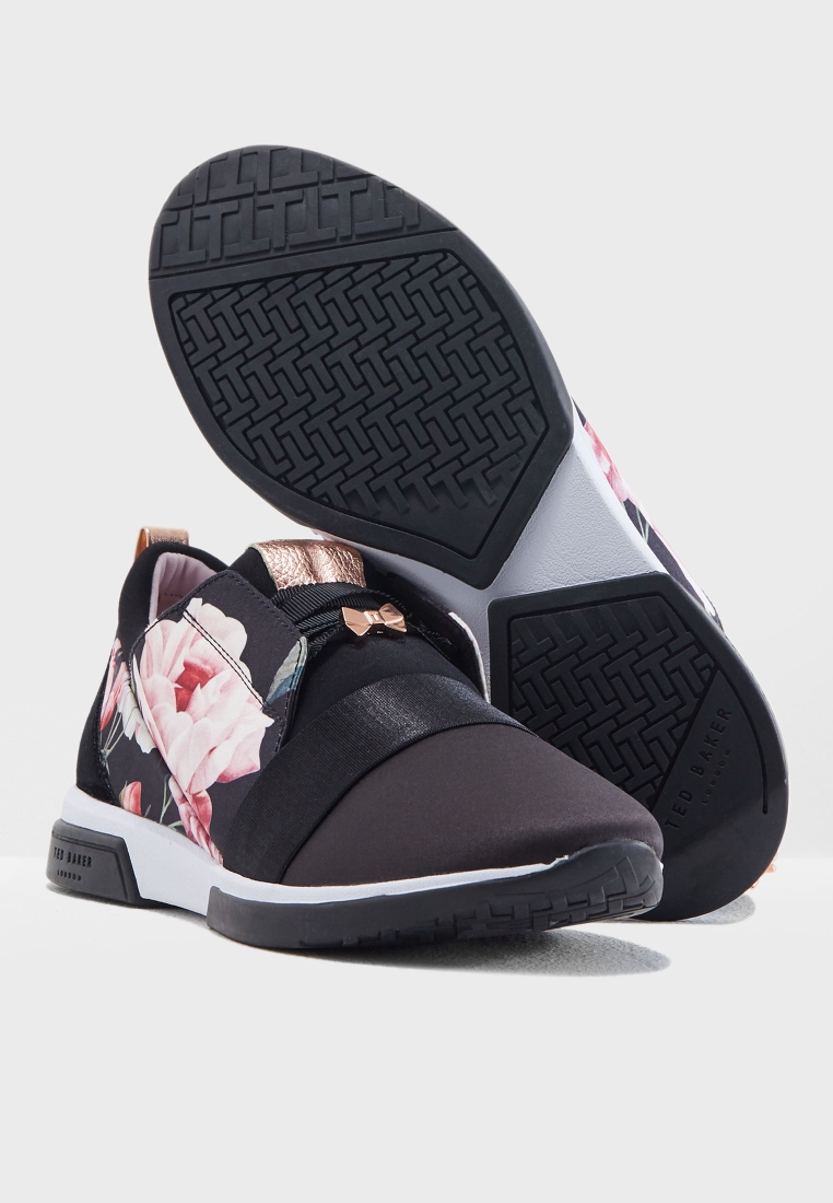 El otro día Supervisar Año Buy Ted Baker navy Cepap 2 Sneaker for Women in MENA, Worldwide
