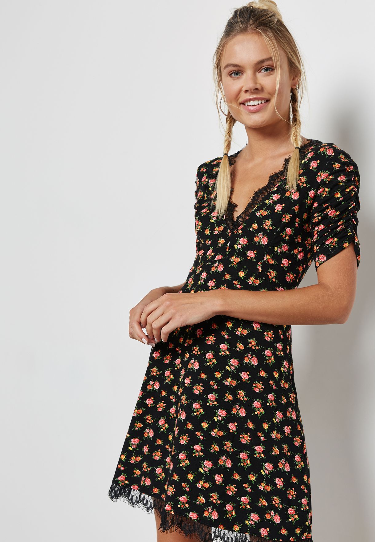 Lace Trimmed Floral Dress - agrotendencia.tv