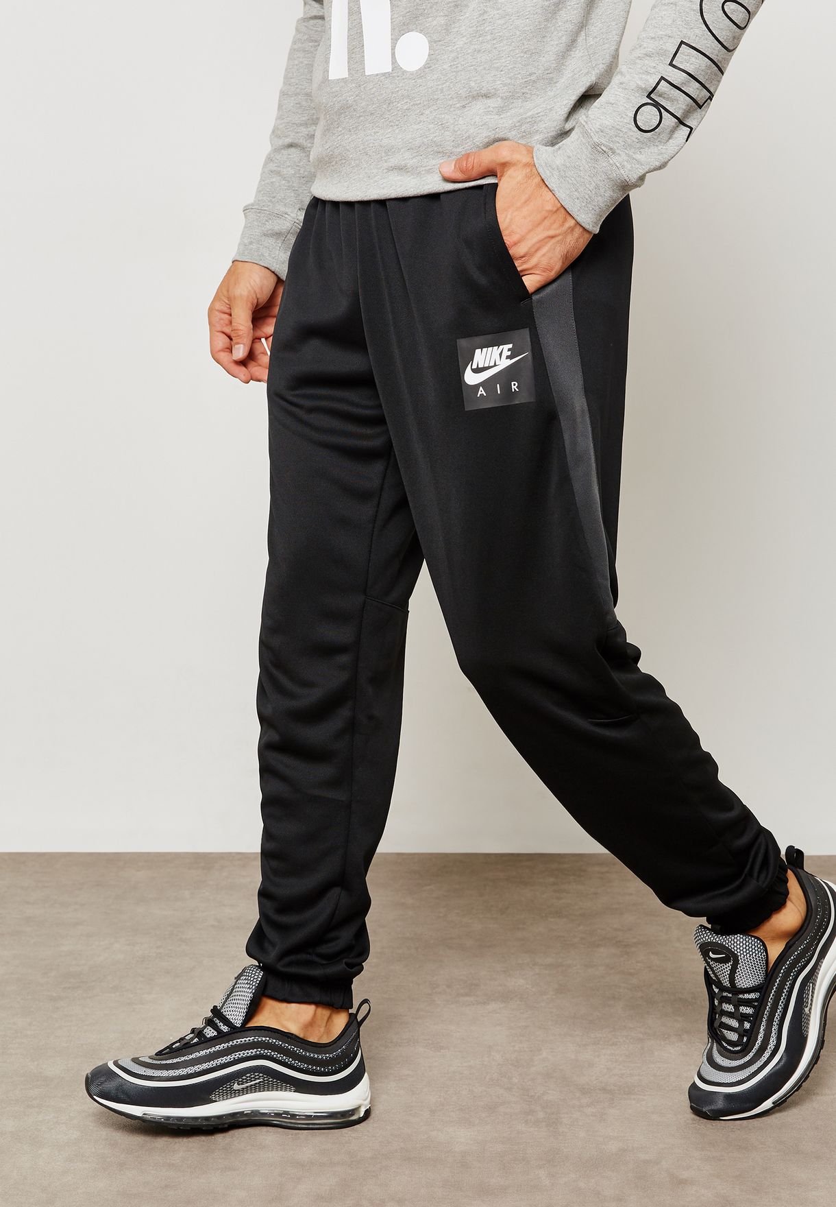 Buy Nike black NSW Air Sweatpants for Men in MENA, Worldwide