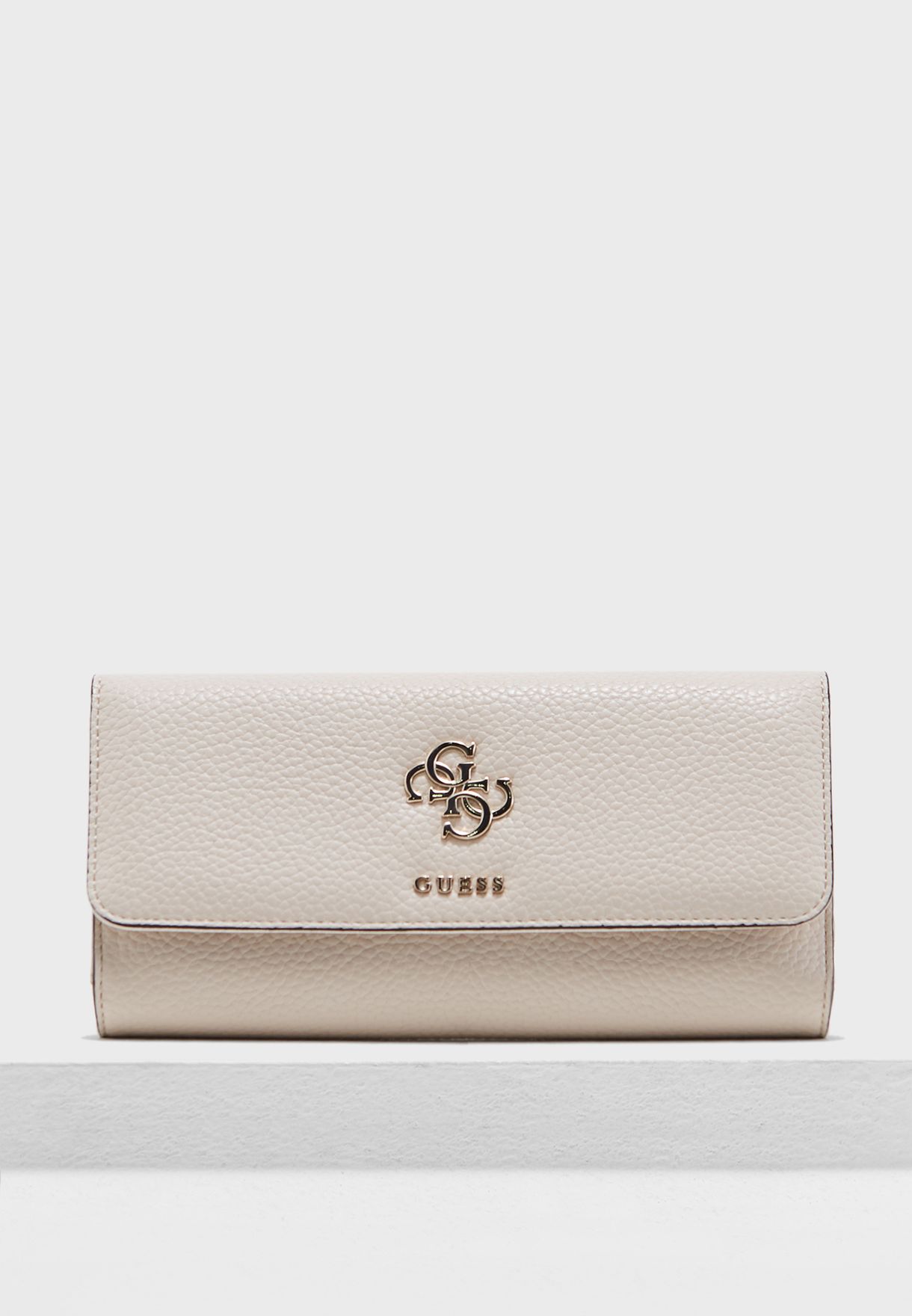 guess white clutch