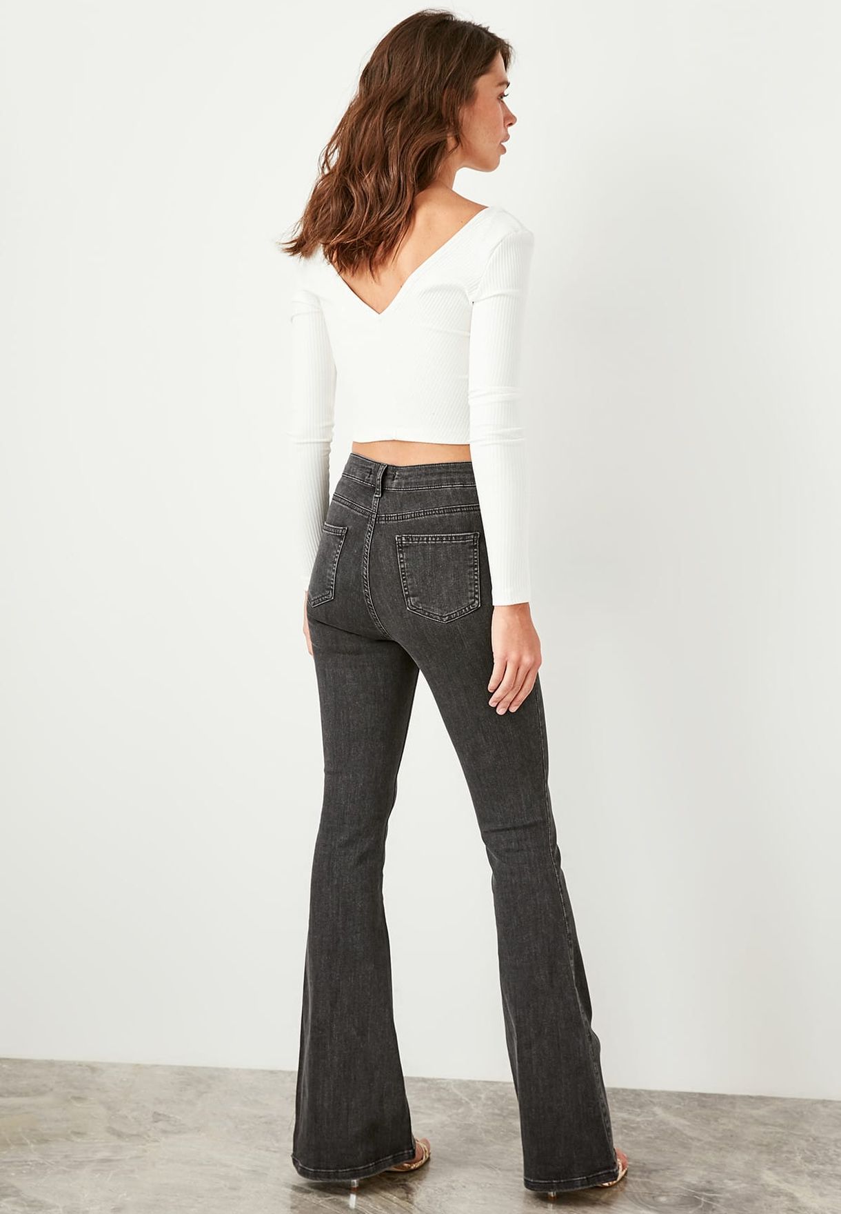 flared jeans grey