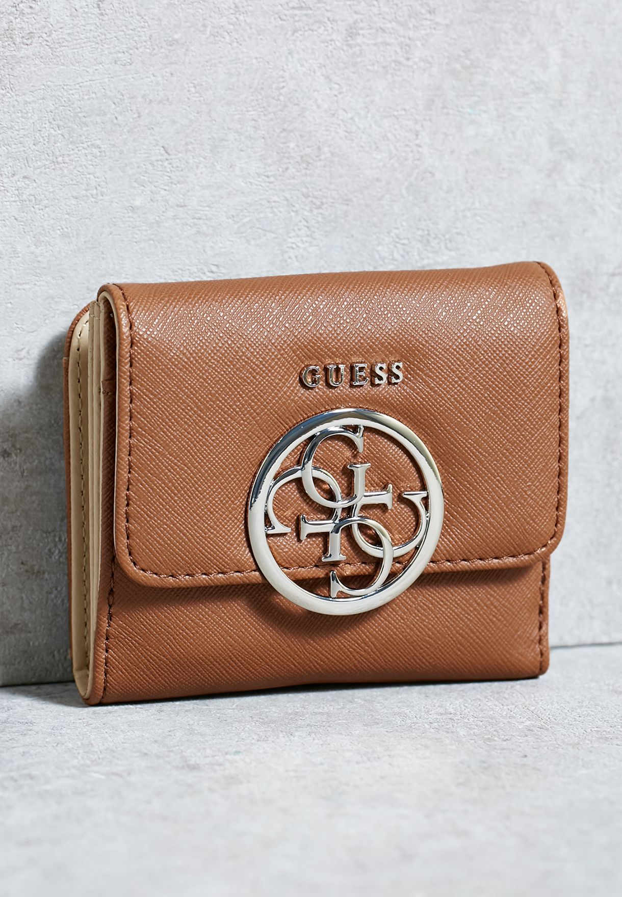 guess kamryn purse