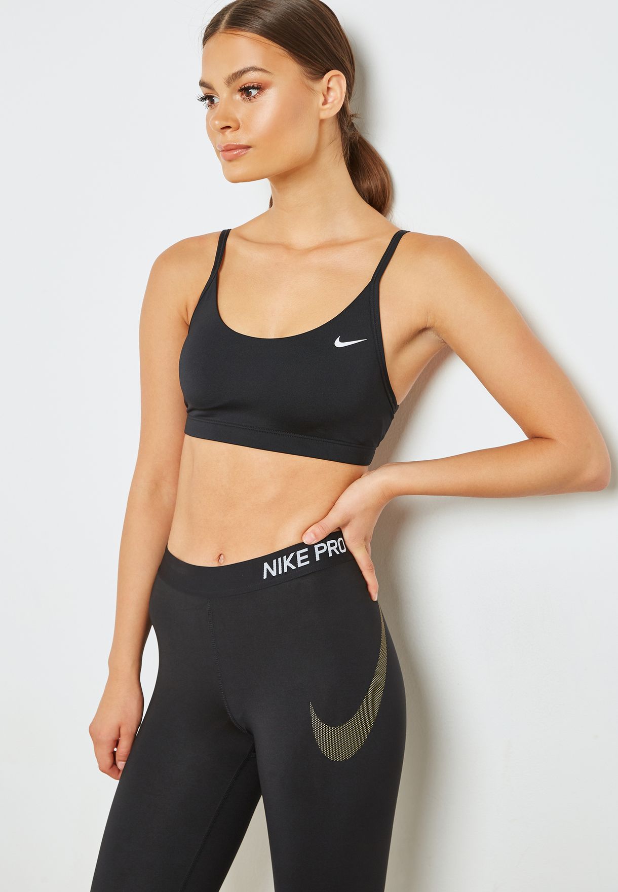 Hvert år Kunde rådgive Buy Nike black Victory Favorites Strappy Bra for Women in MENA, Worldwide