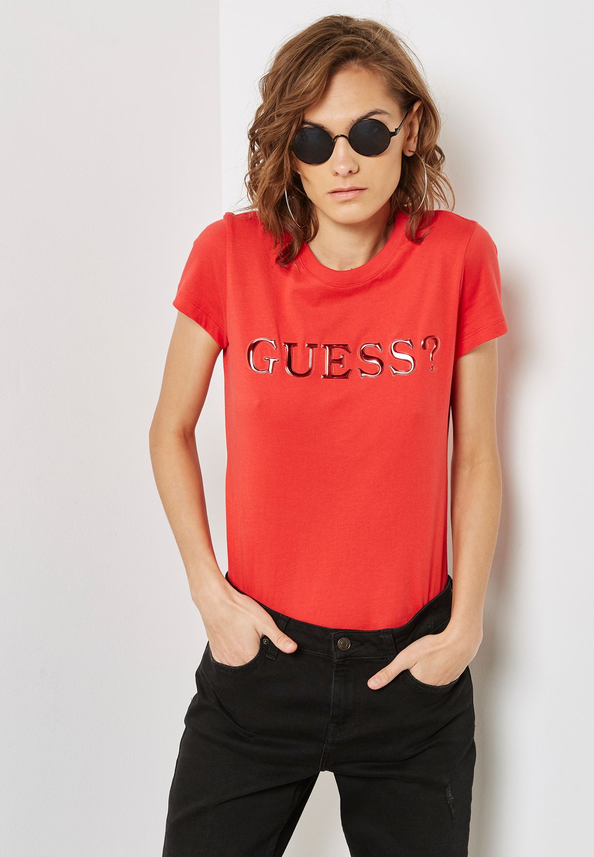 guess red t shirt women's