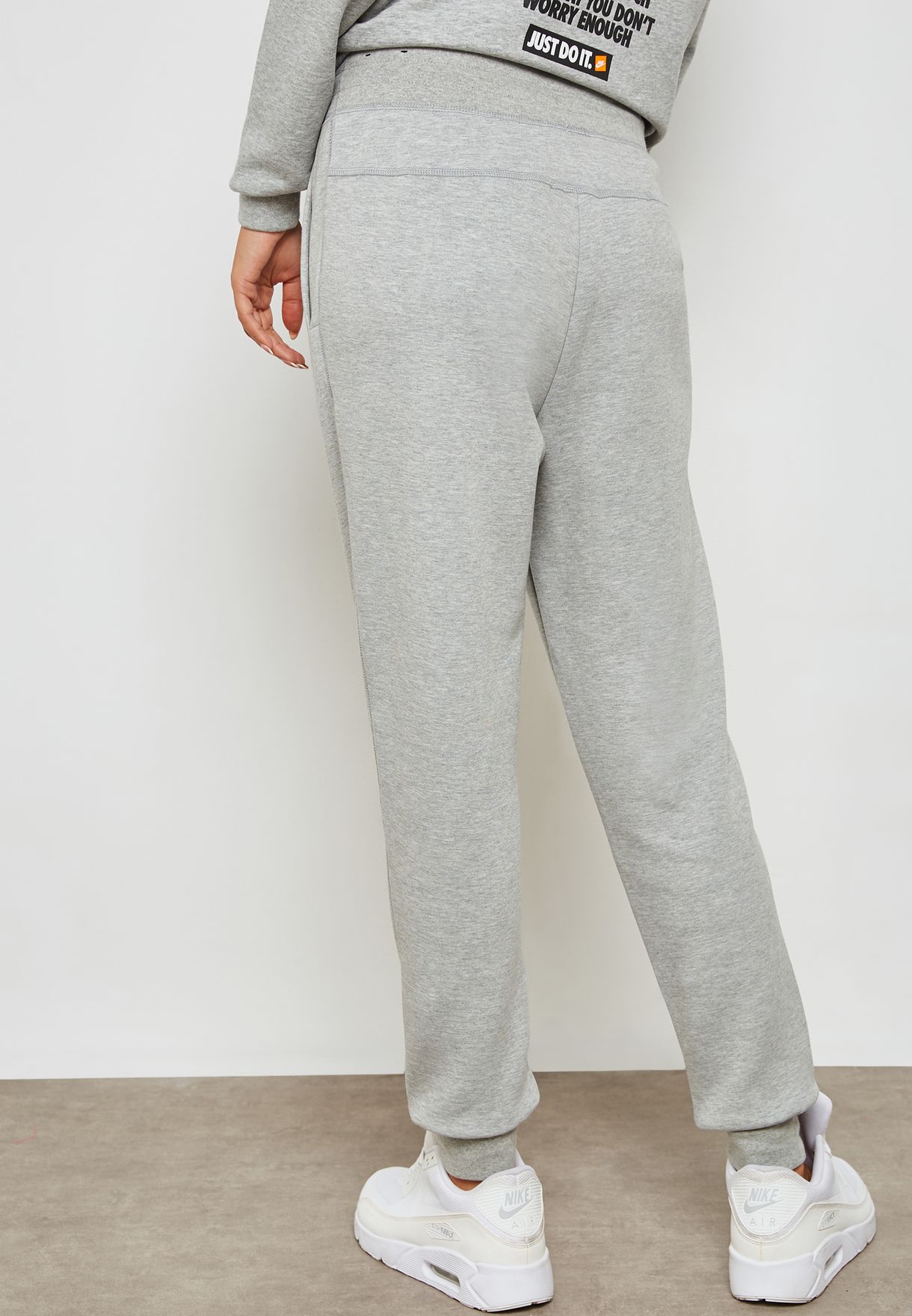 nike tech fleece sweatpants