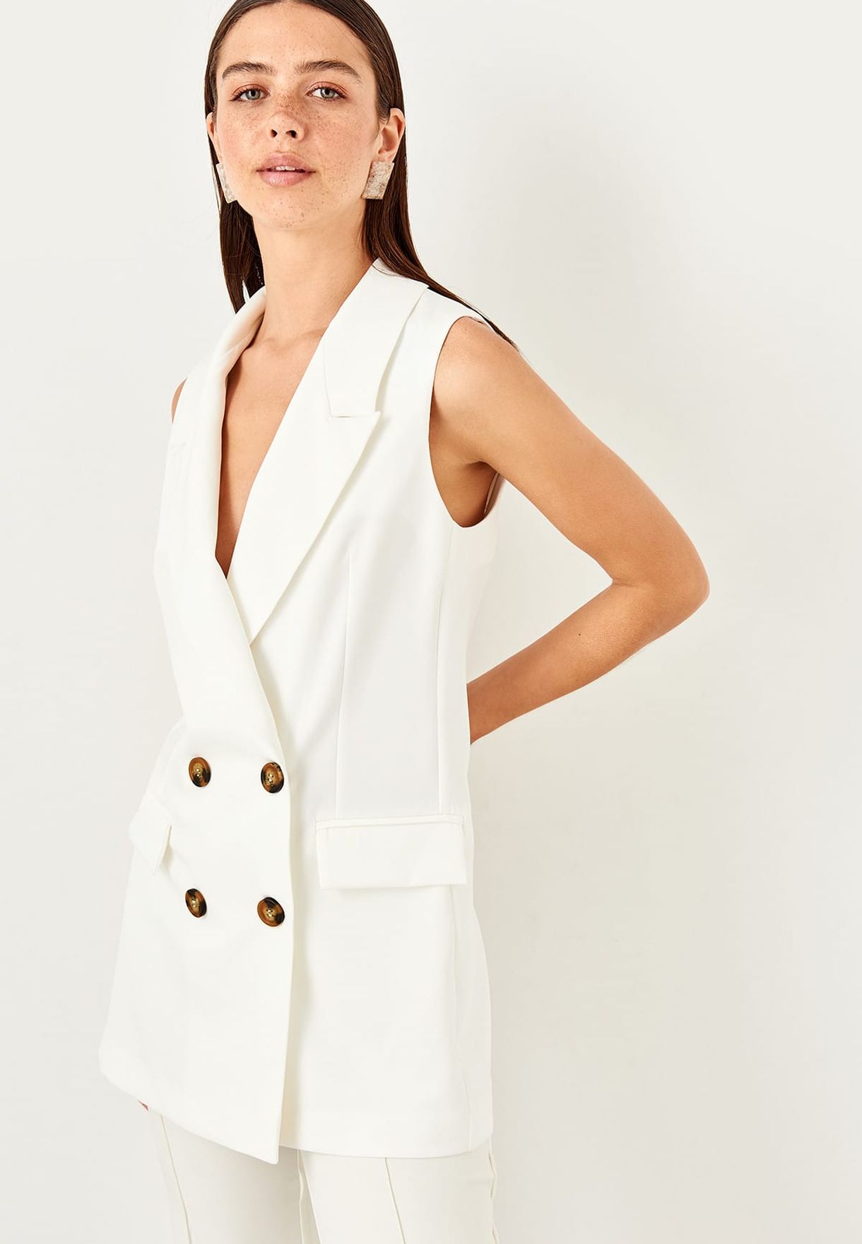 sleeveless overcoat for ladies