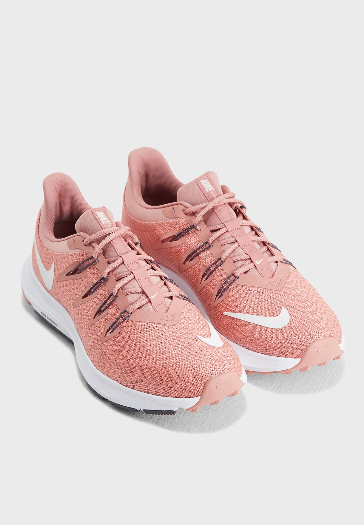 nike wmns nike quest 1.5
