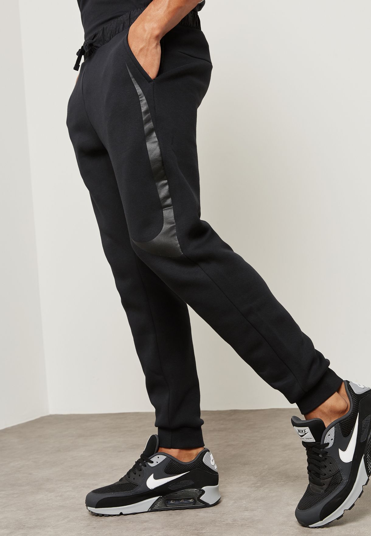 Buy Nike black Hybrid Fleece Sweatpants 