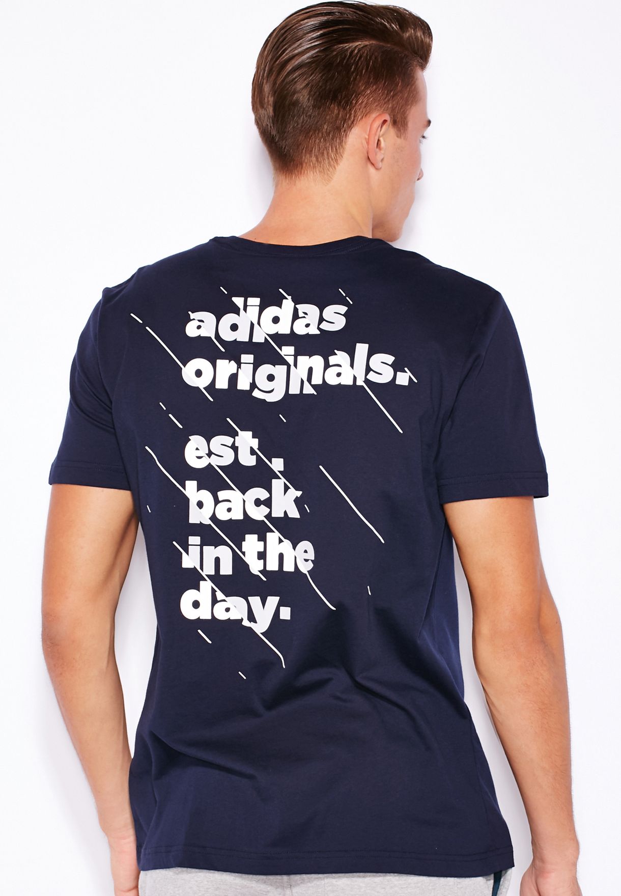 Marte Arado ratón Buy adidas Originals black Slogan T-Shirt for Men in MENA, Worldwide