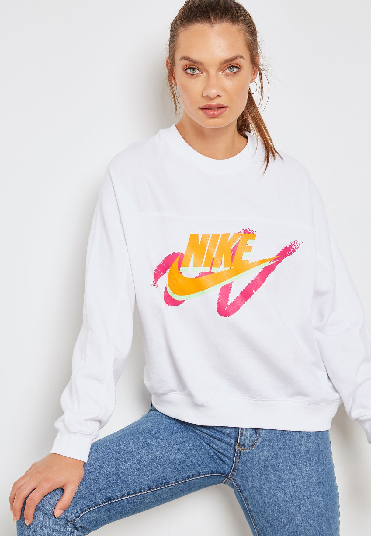 Buy Nike white NSW Archive Sweatshirt 