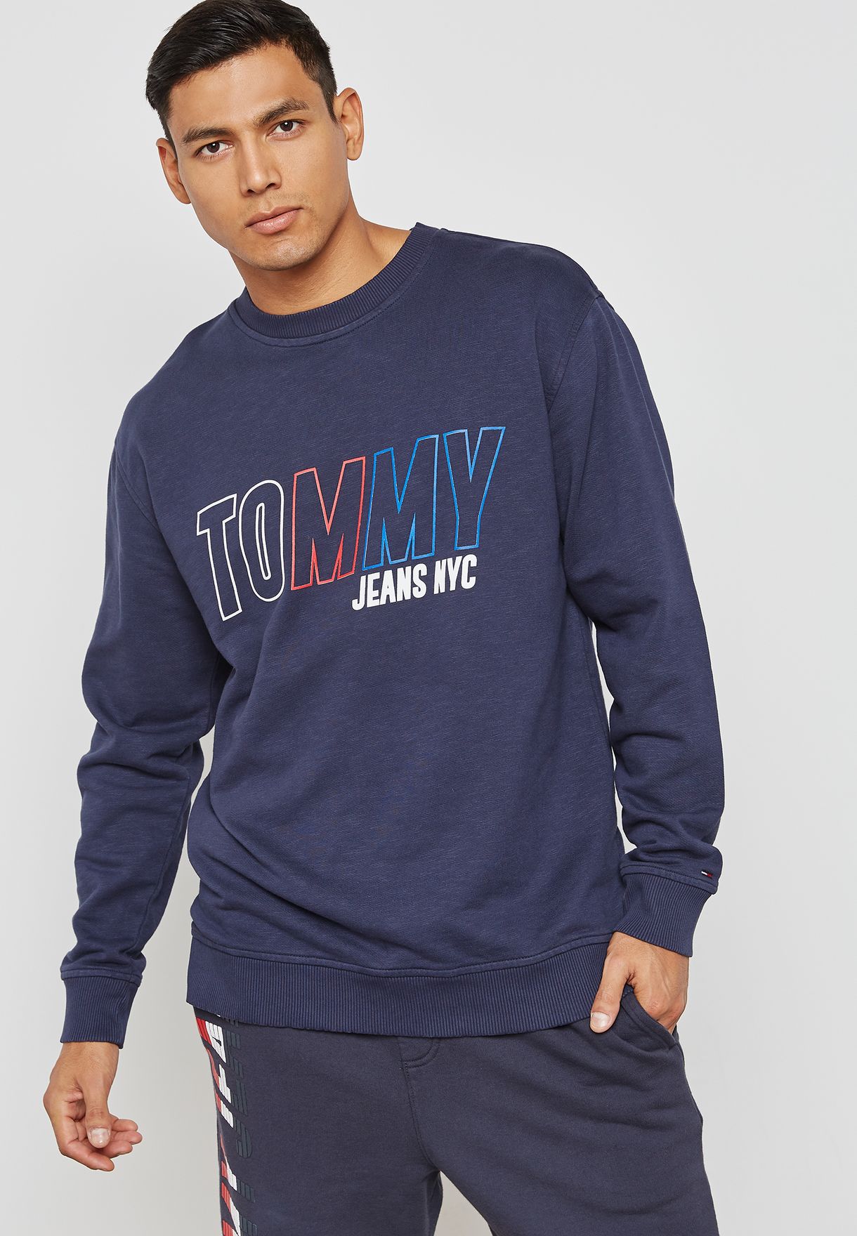 navy tommy jeans sweatshirt