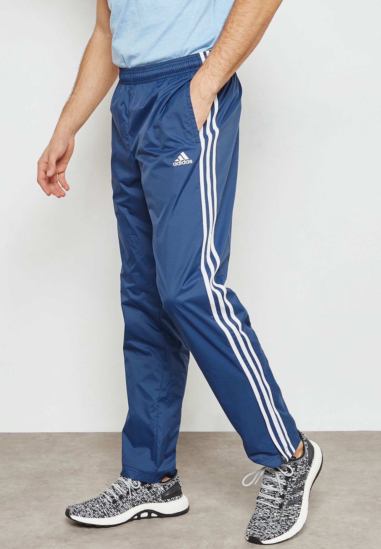 Buy adidas blue Essential 3 Stripe Sweatpants for Men in MENA, Worldwide |  CD7078