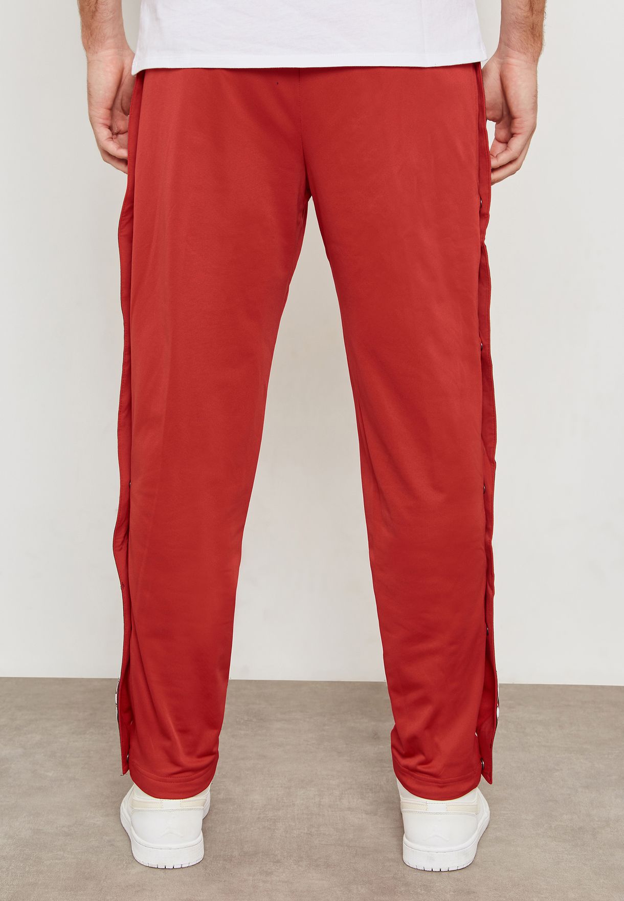 red air jordan sweatpants