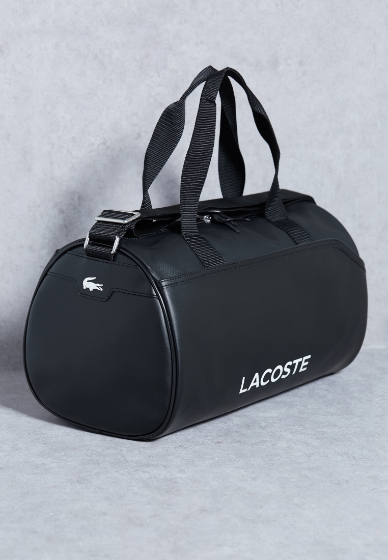 løn Tal til Forbyde Buy Lacoste black Ultimum Duffel Bags for Men in MENA, Worldwide