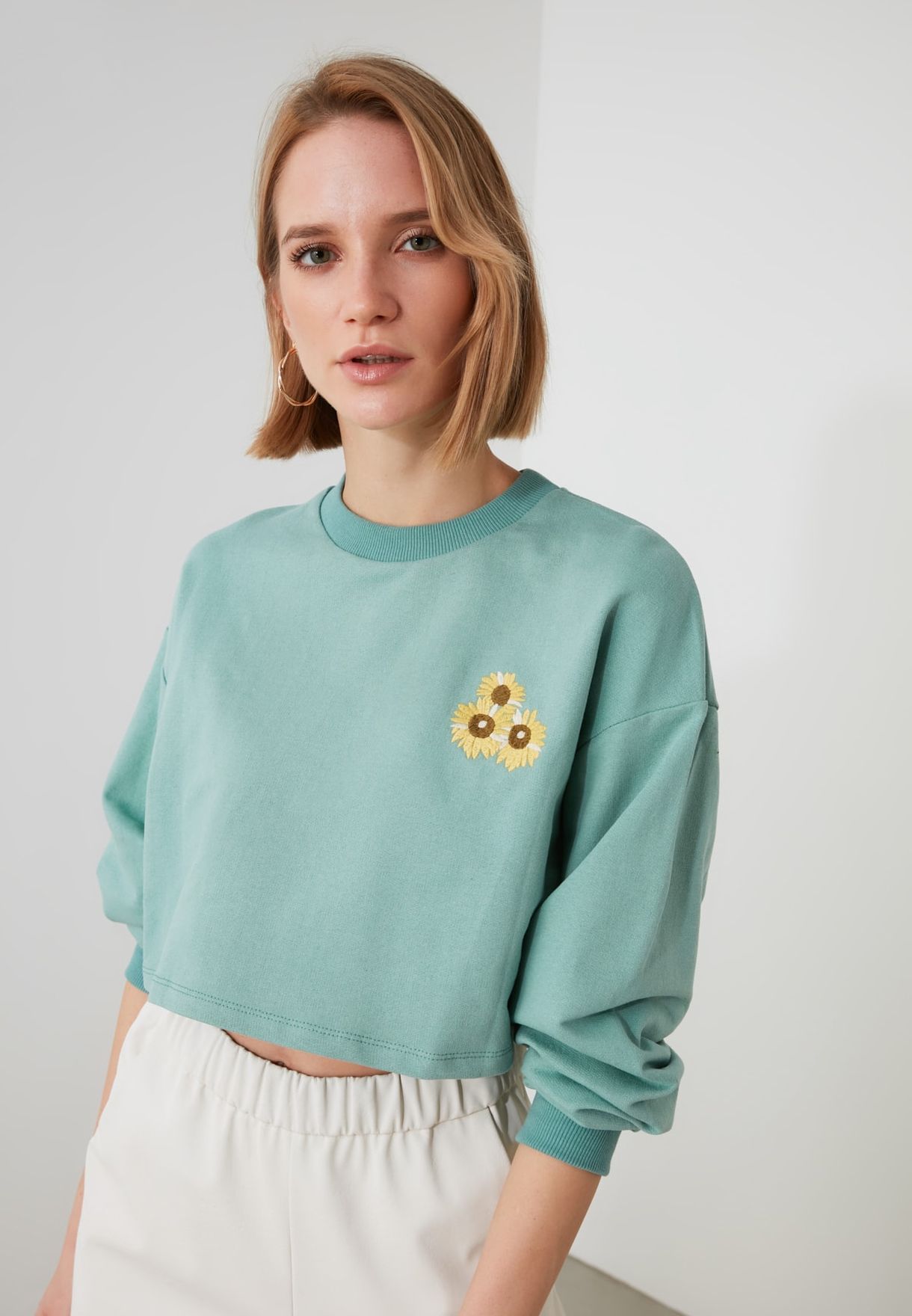 Mint Embroidered Knitted Sweatshirt