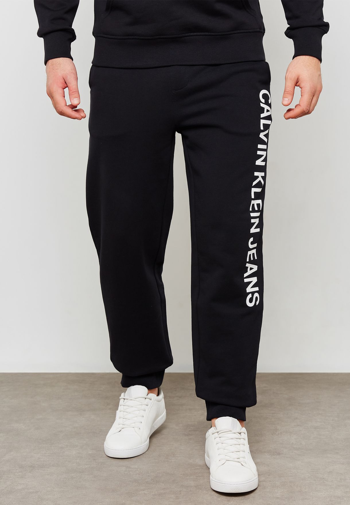 Buy Calvin Klein Jeans black Side Print Logo Sweatpants for Men in MENA,  Worldwide