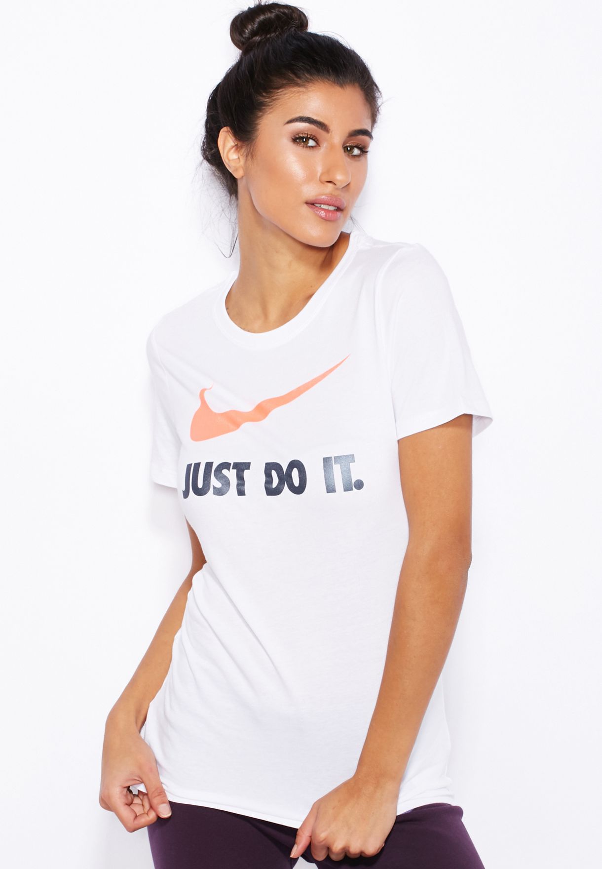 Buy Nike white Just Do It Swoosh T 