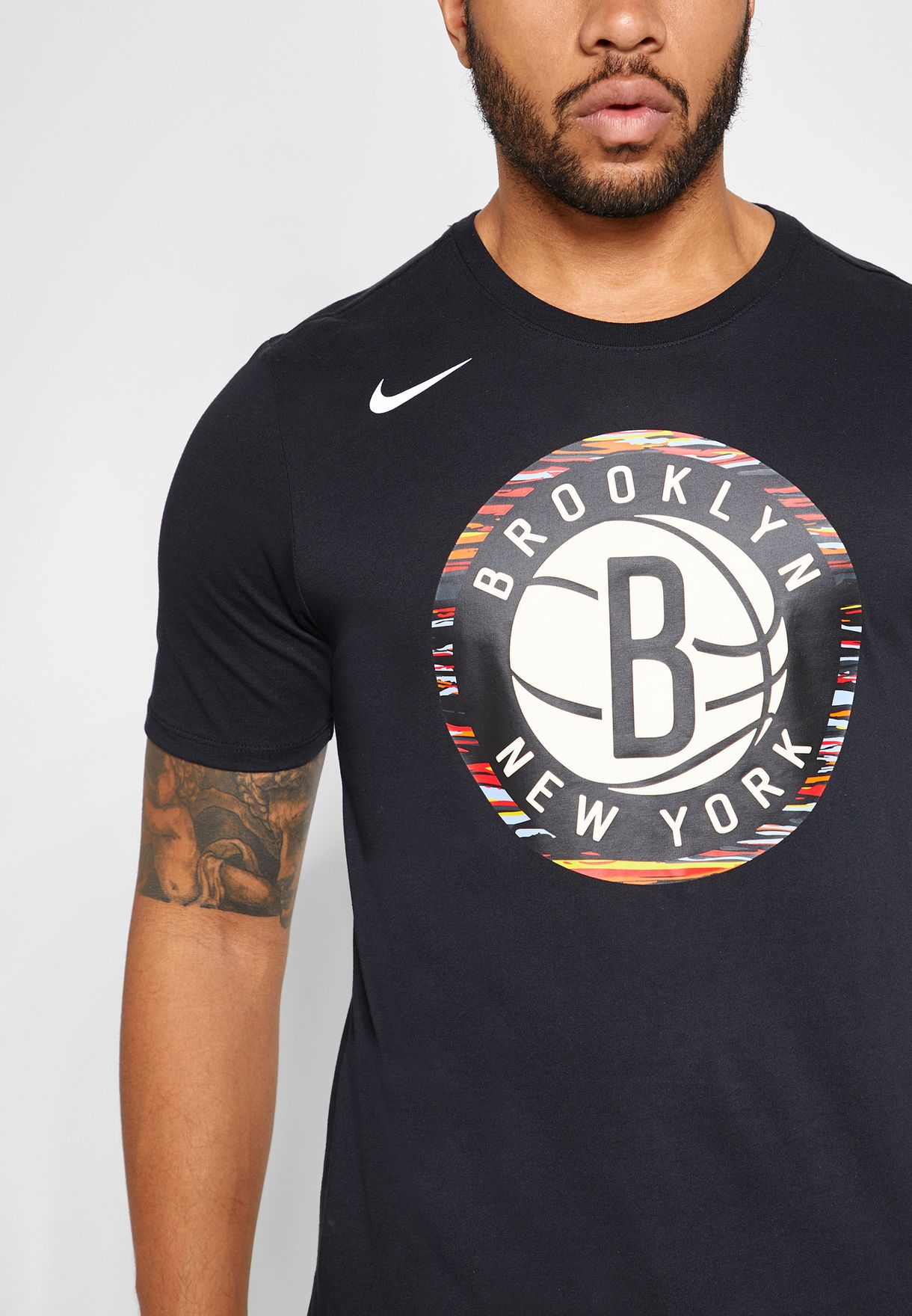 Buy Nike black Brooklyn Nets T-Shirt for Men in MENA, Worldwide - AA6658-010