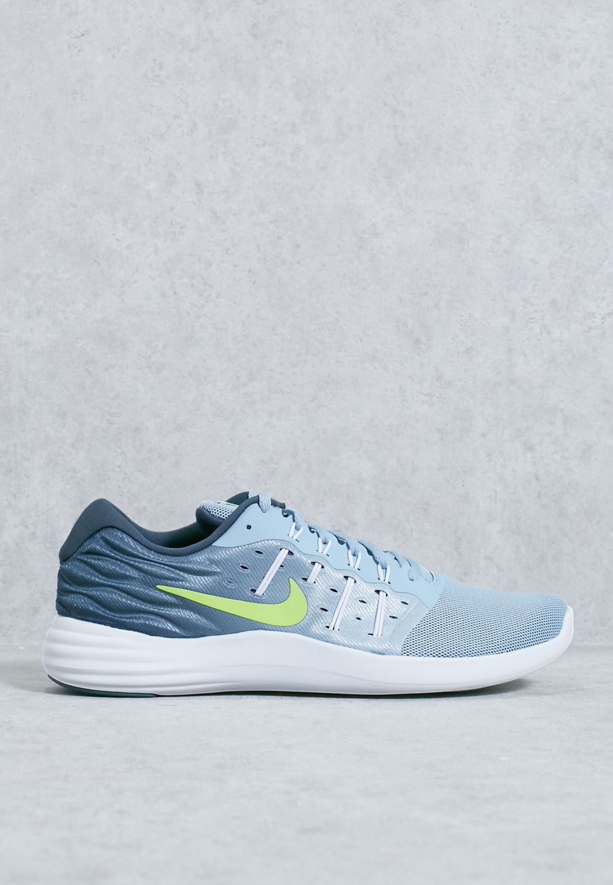 Buy Nike grey Lunarstelos for Men in 