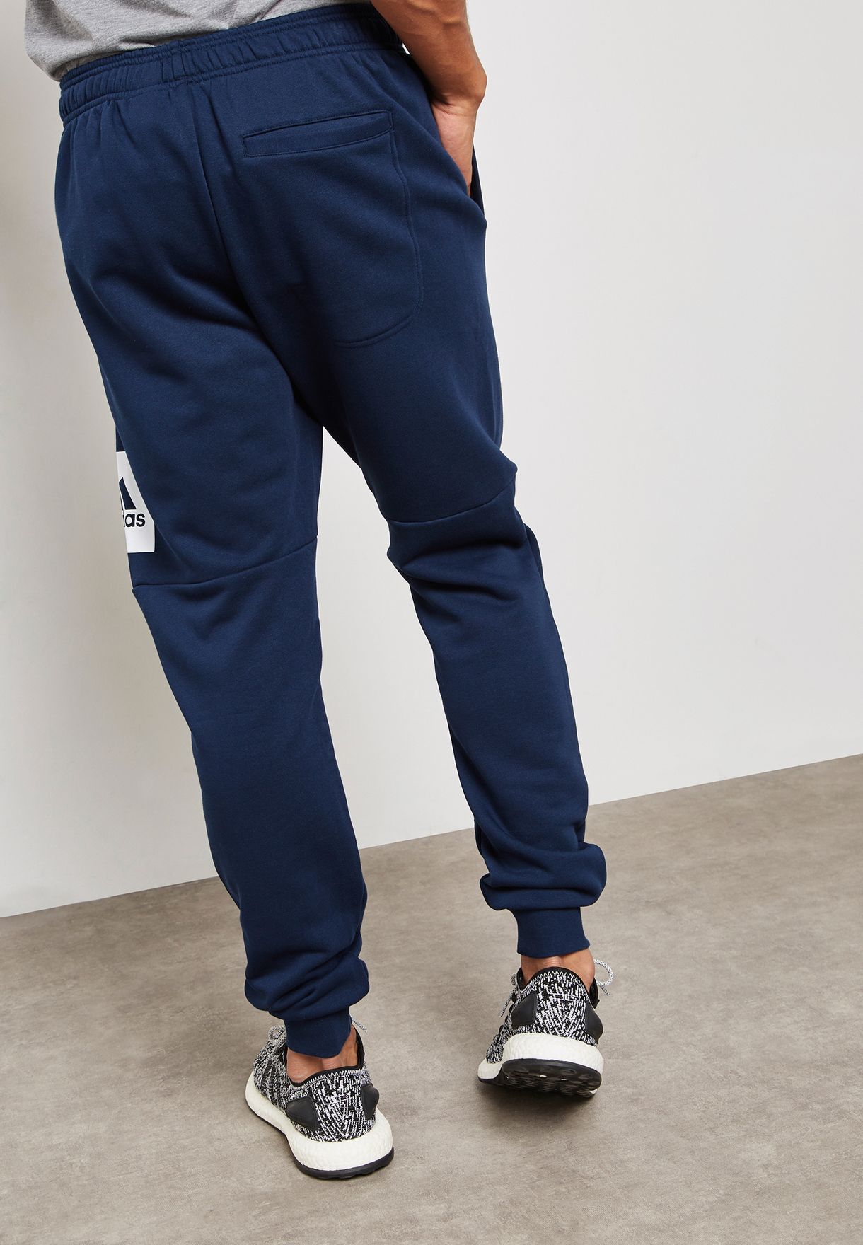 Bolsa Oswald sólido Buy adidas navy Essential Cuffed Sweatpants for Men in MENA, Worldwide