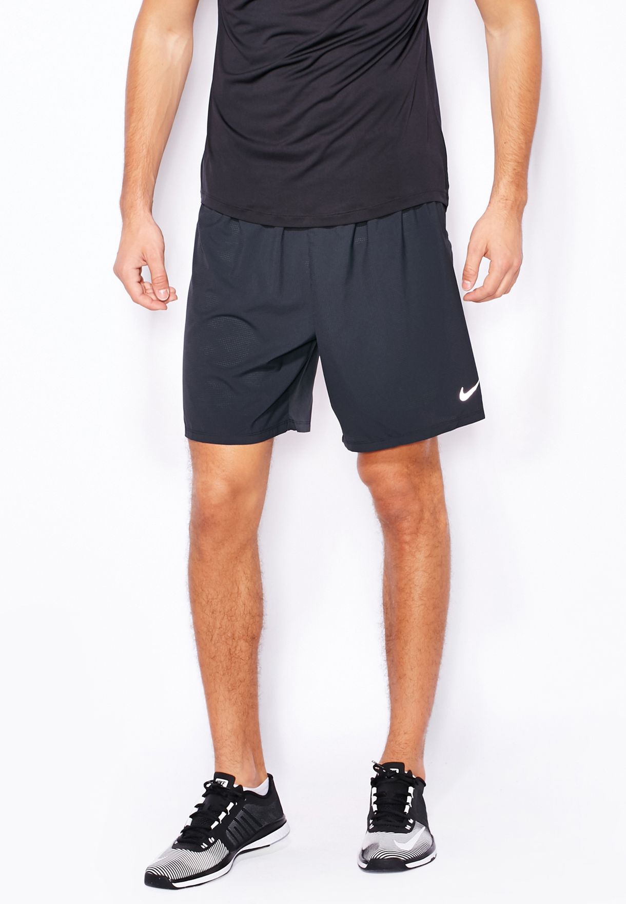 Buy Nike black 7\u0026quot; Phenom 2-In-1 Shorts for Men in MENA, Worldwide |  683279-010