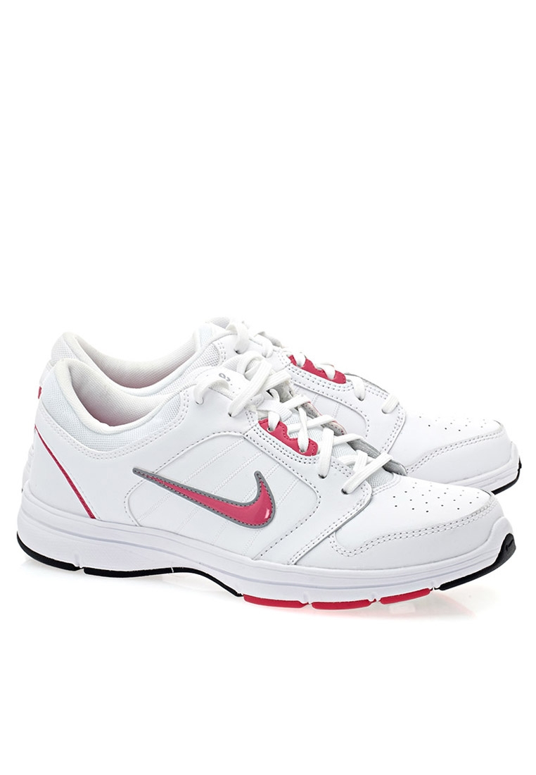 tímido entre Calor Buy Nike white Steady IX for Women in Kuwait city, other cities