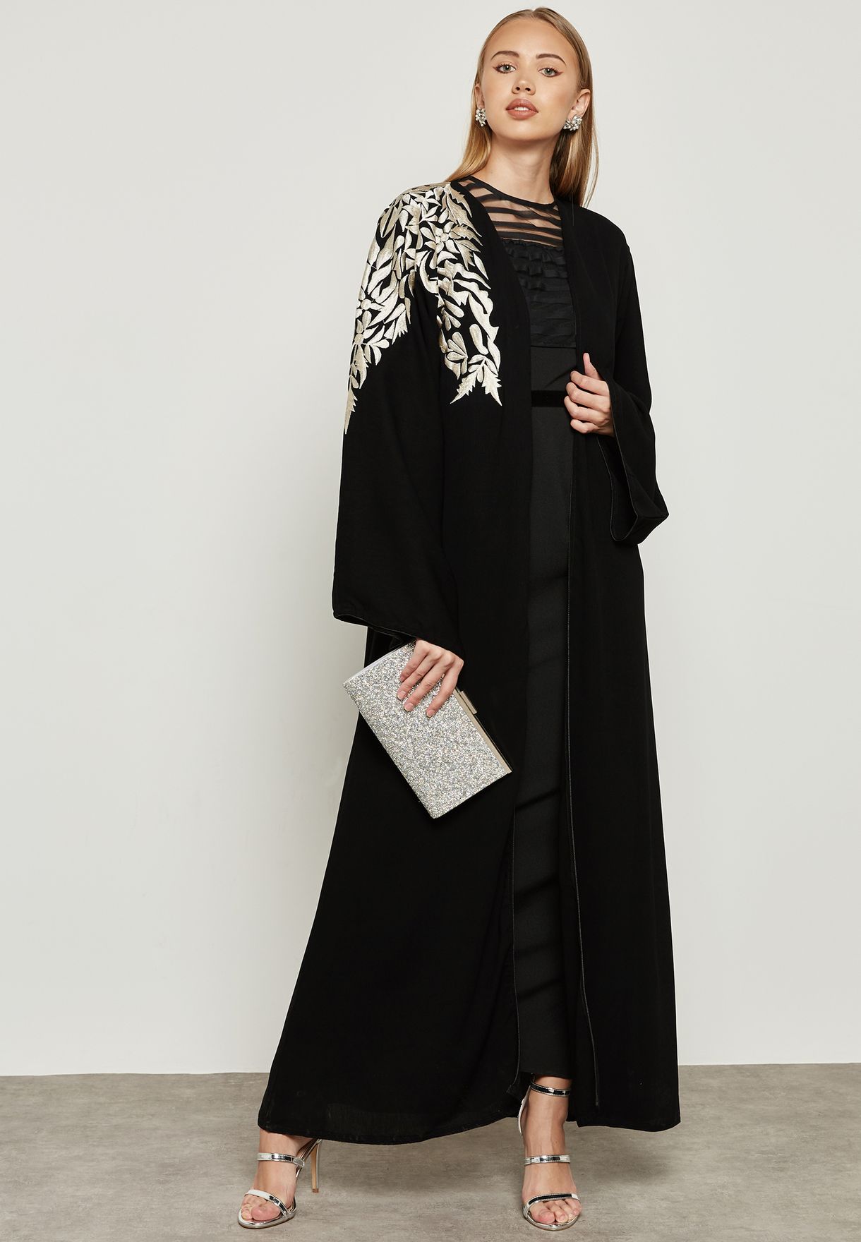 shoulder abaya