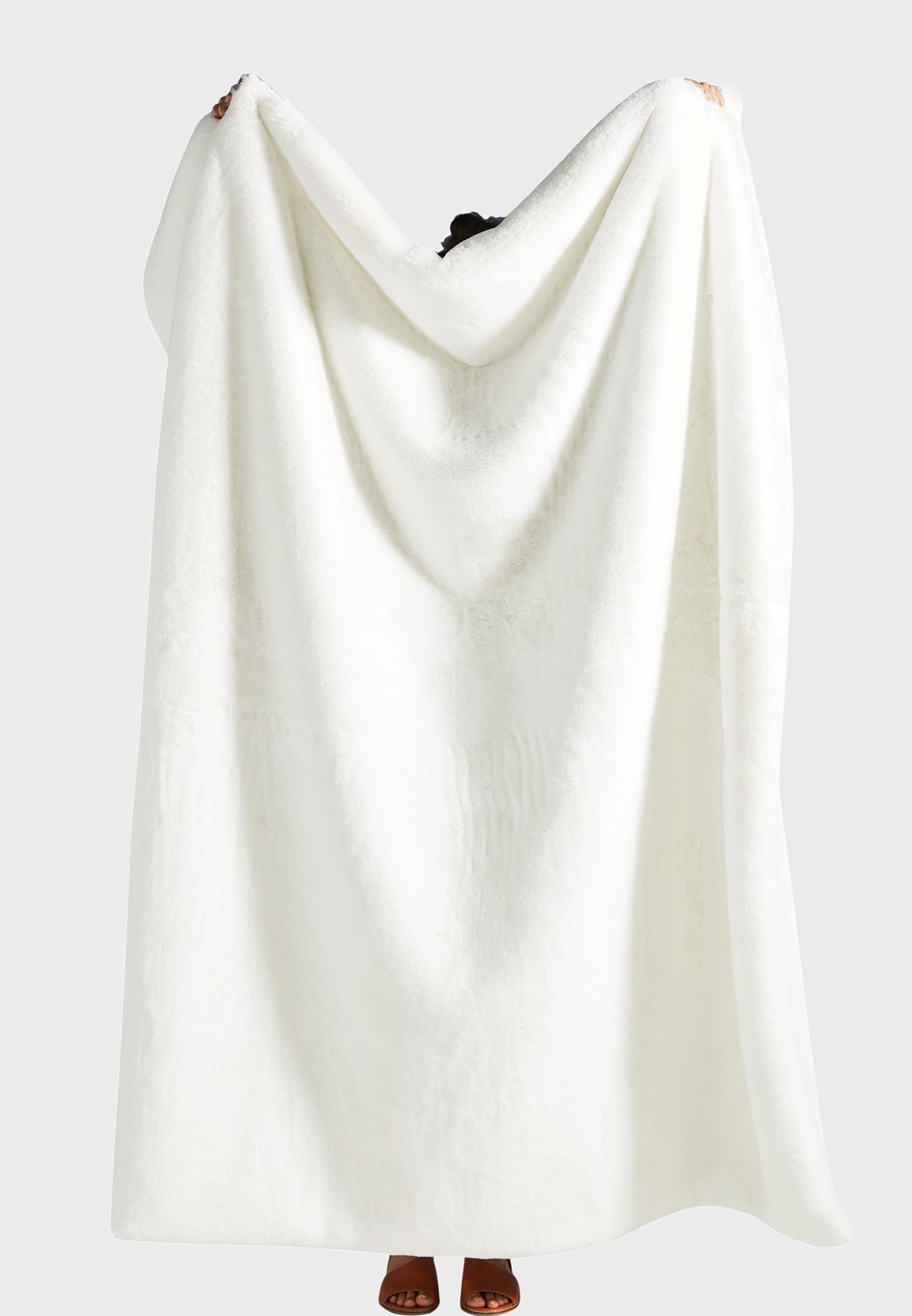 Buy Anthropologie Home White Sophie Faux Fur Throw For Women In Dubai Abu Dhabi 51561926