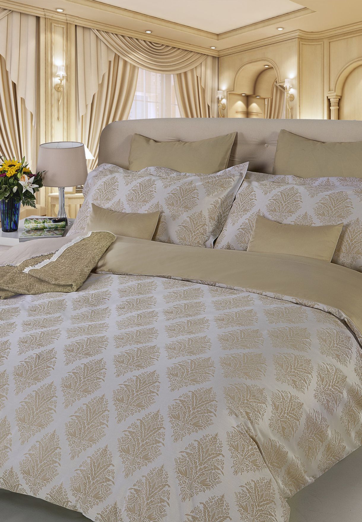 King Gold Tiziano Comforter & Fitted Sheet Set