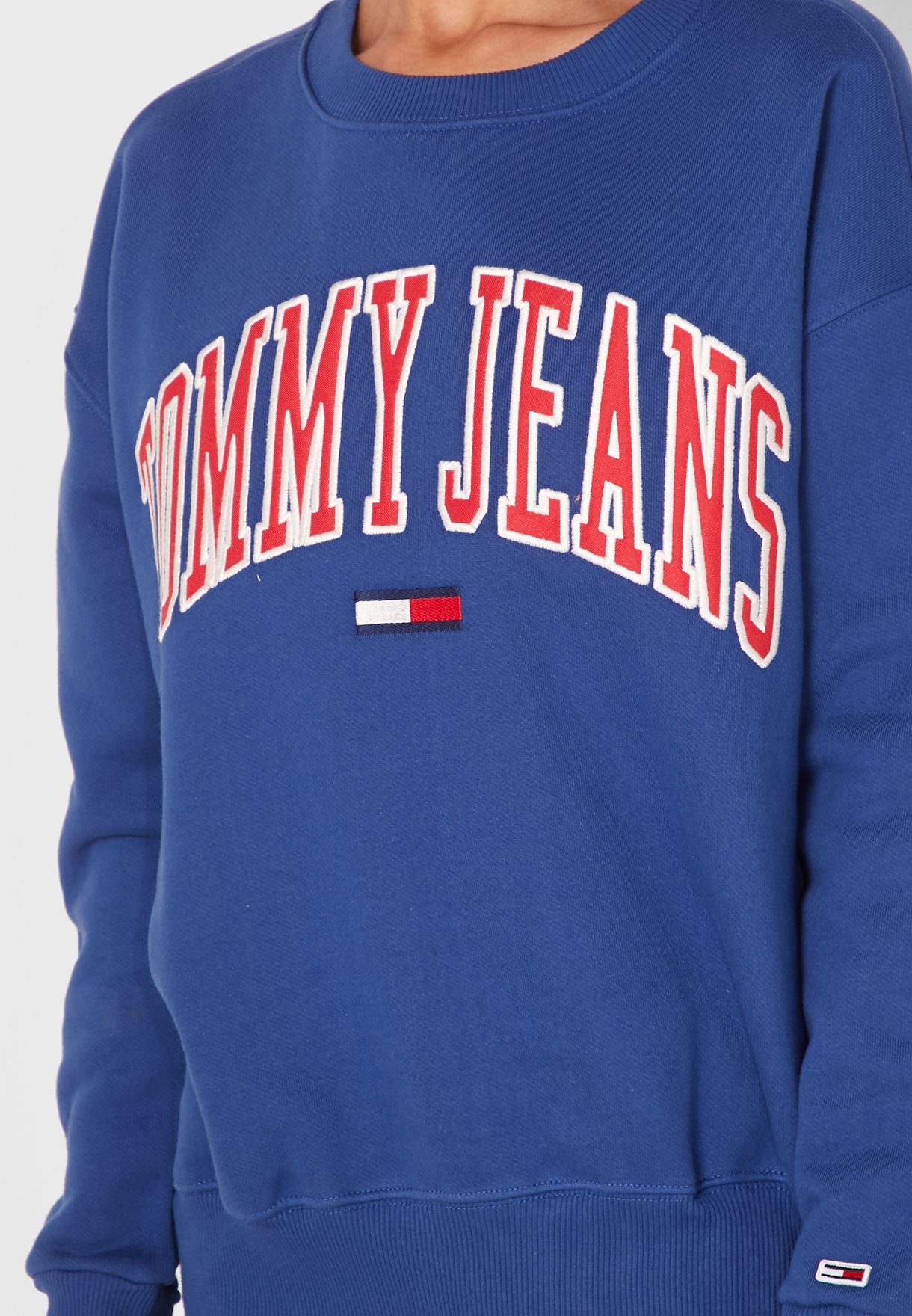 tommy jeans clean collegiate crew neck sweatshirt