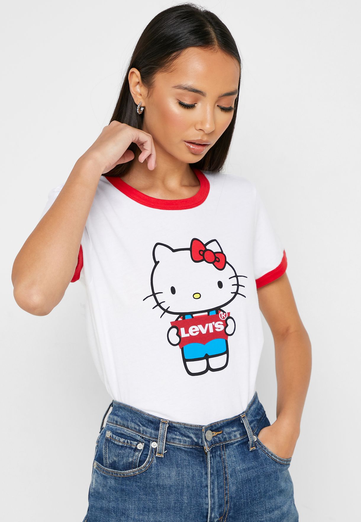 Buy Levis white Hello Kitty Contrast Trim Logo T-Shirt for Women in MENA,  Worldwide