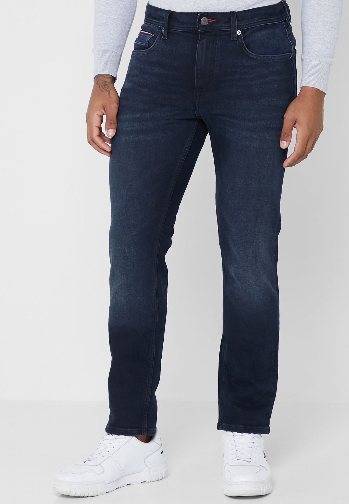 Buy Tommy Hilfiger navy Mid Wash Fitted Straight Fit Jeans for Men in ...