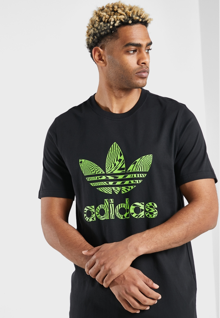 adidas Originals black Graphic T-Shirt for Men in Worldwide