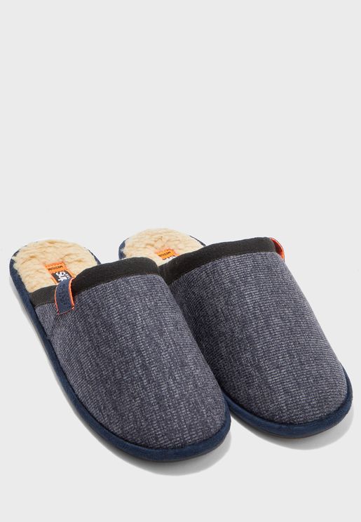 Slippers For Men Slippers Online Shopping In Dubai Abu