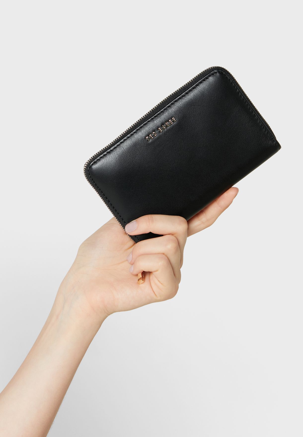 Garceta Zip Around Wallet