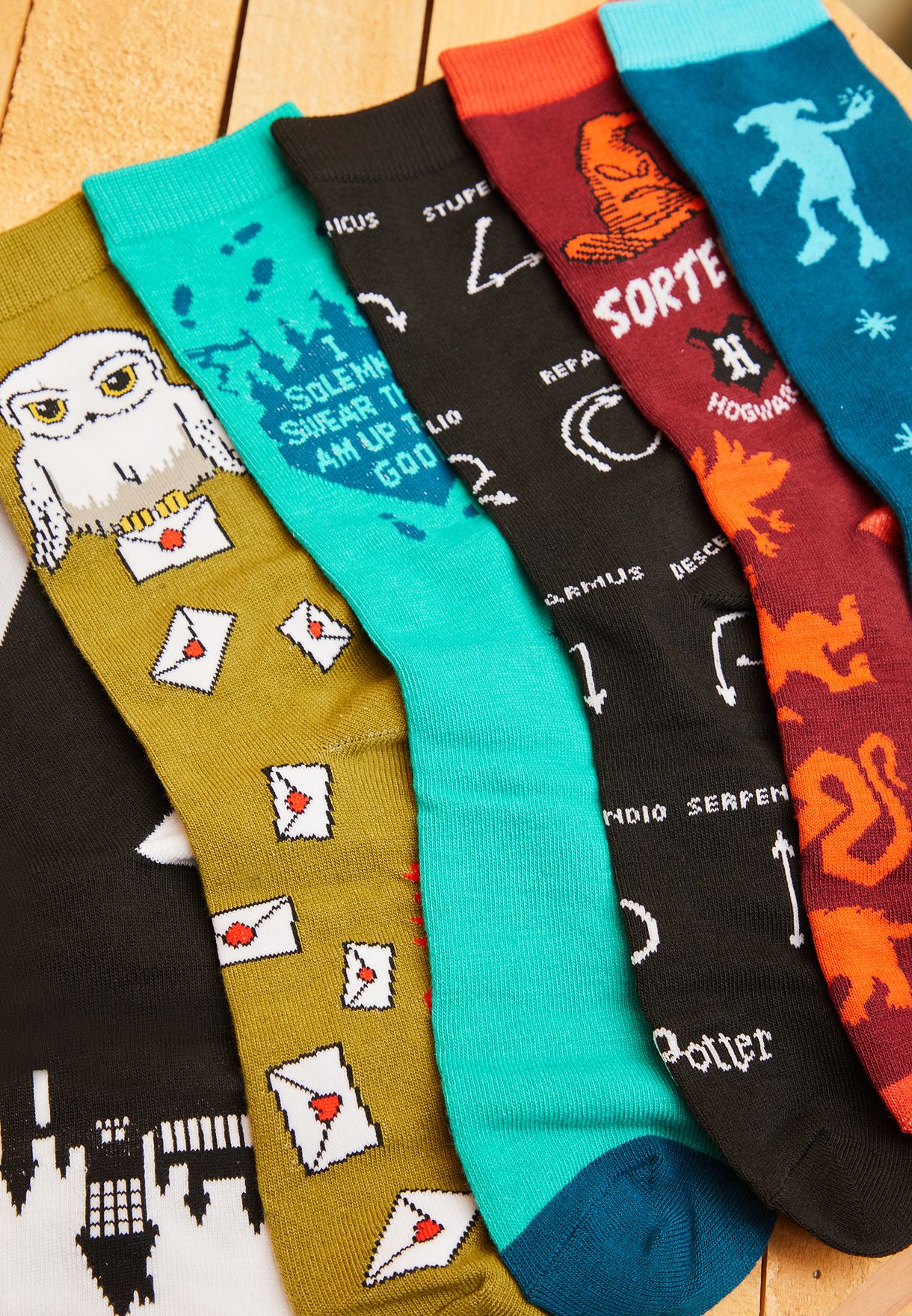 Buy Paladone multicolor Harry Potter Set Of 6 Novelty Odd Socks for