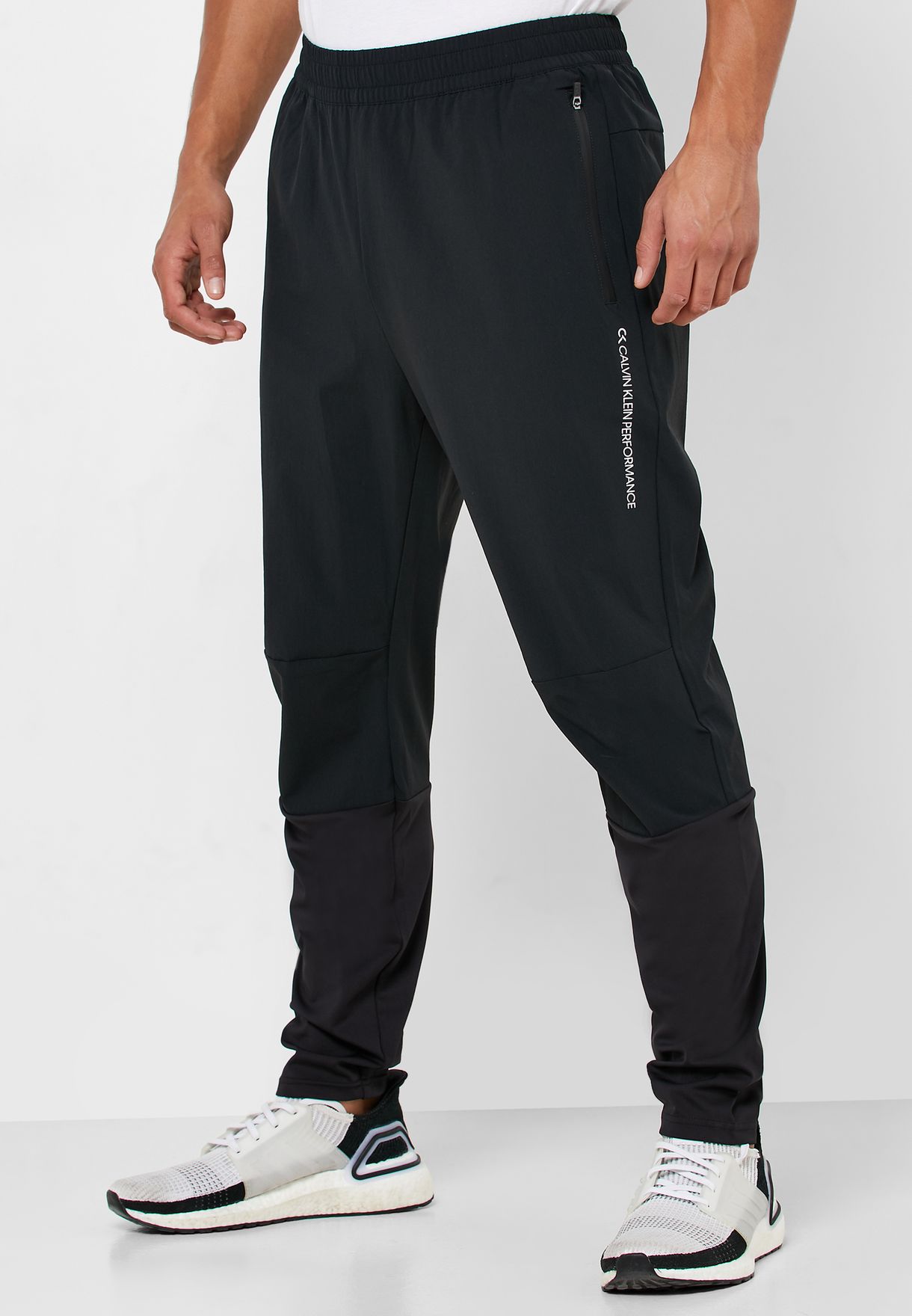 Buy Calvin Klein Performance black Tech Sweatpants for Men in MENA,  Worldwide