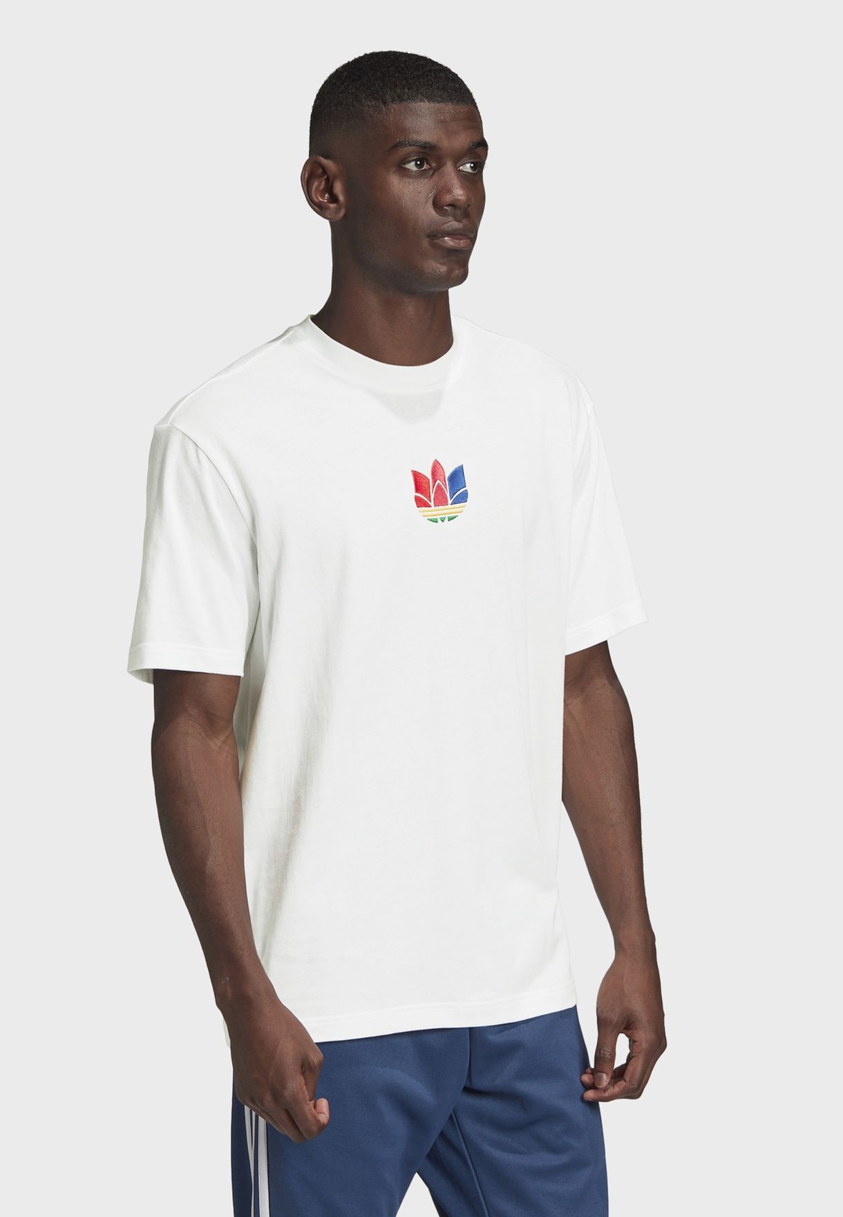 Buy adidas Originals white adicolor 3D Trefoil T-Shirt for Kids in MENA ...