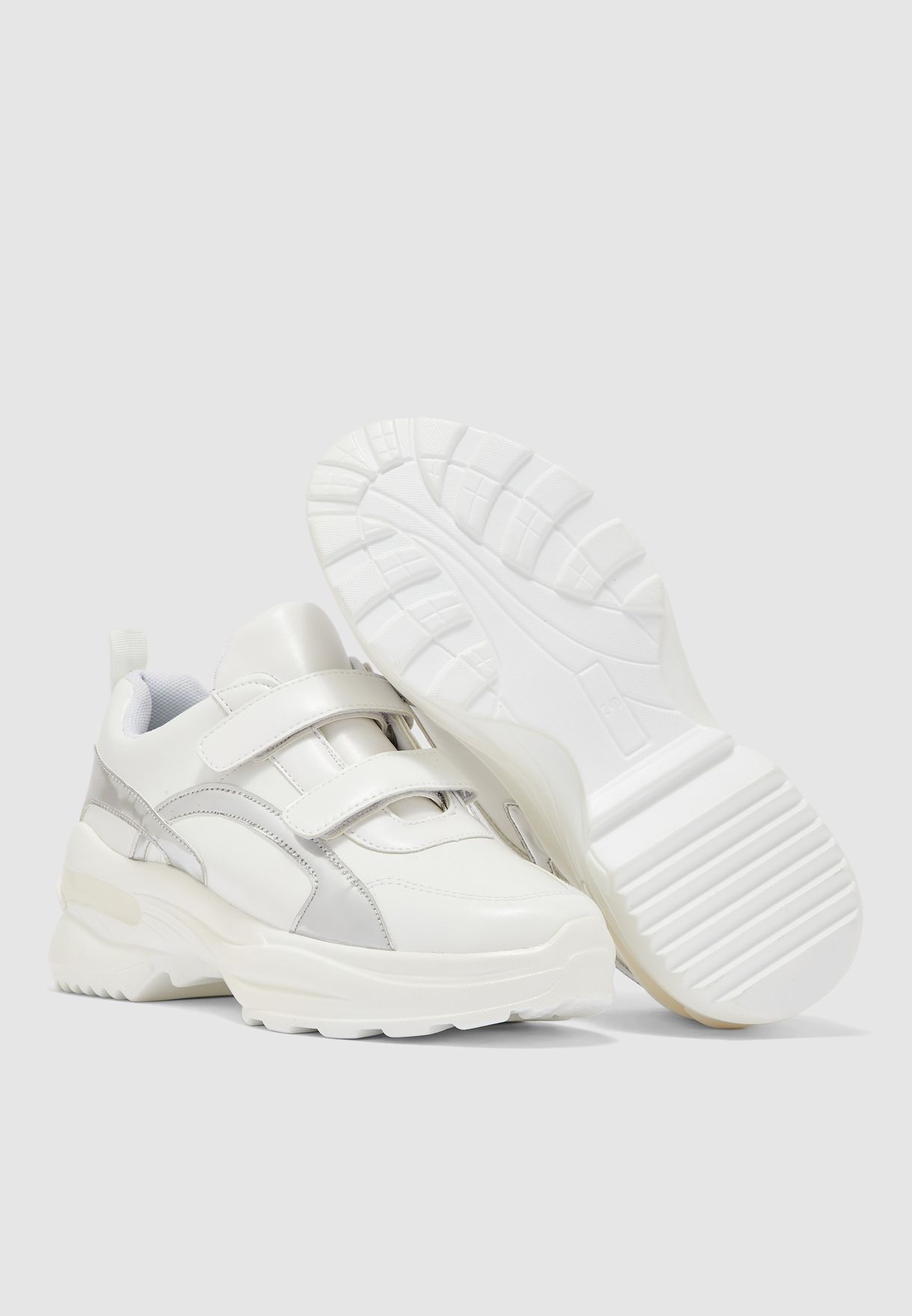 white tennis shoes with velcro straps