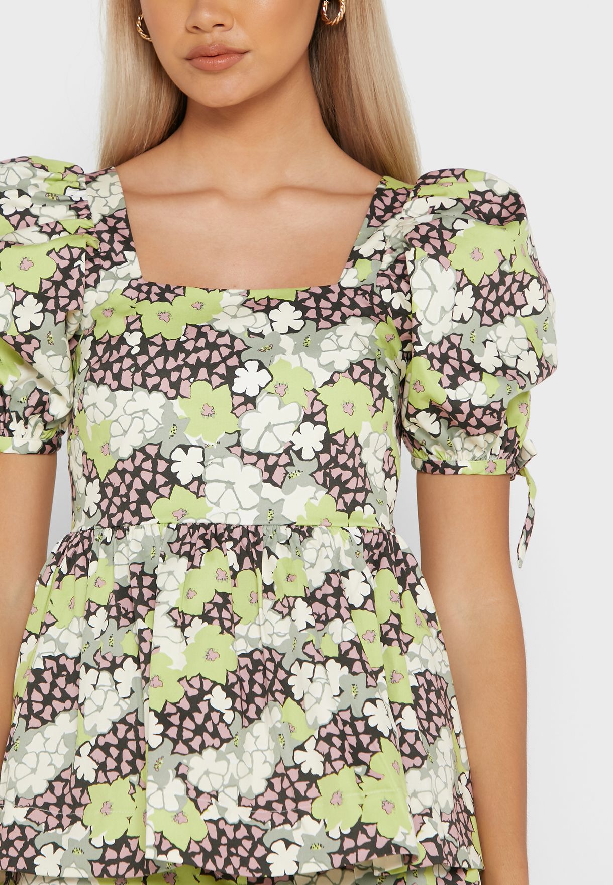 Puff Sleeve Top