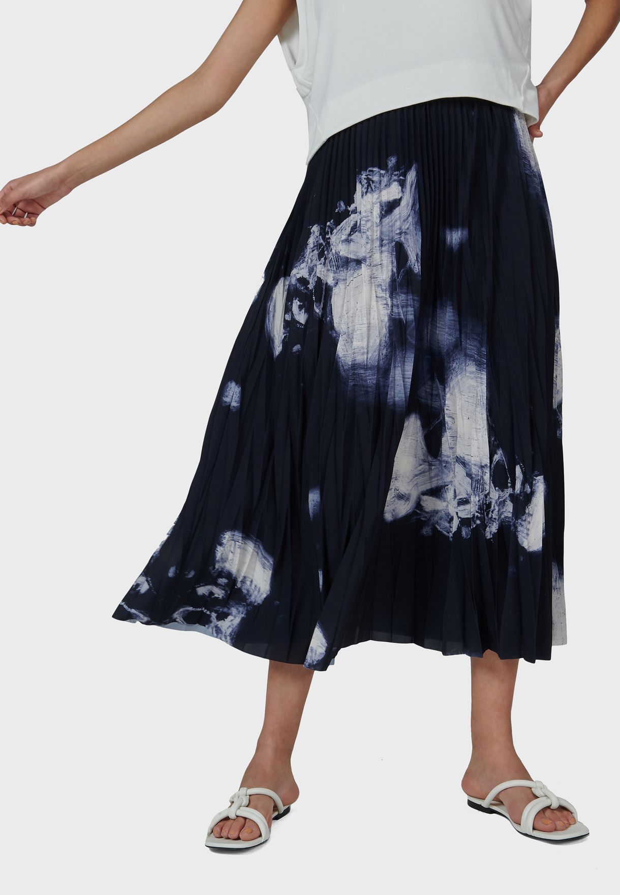 Abstraction Print Pleated Skirt