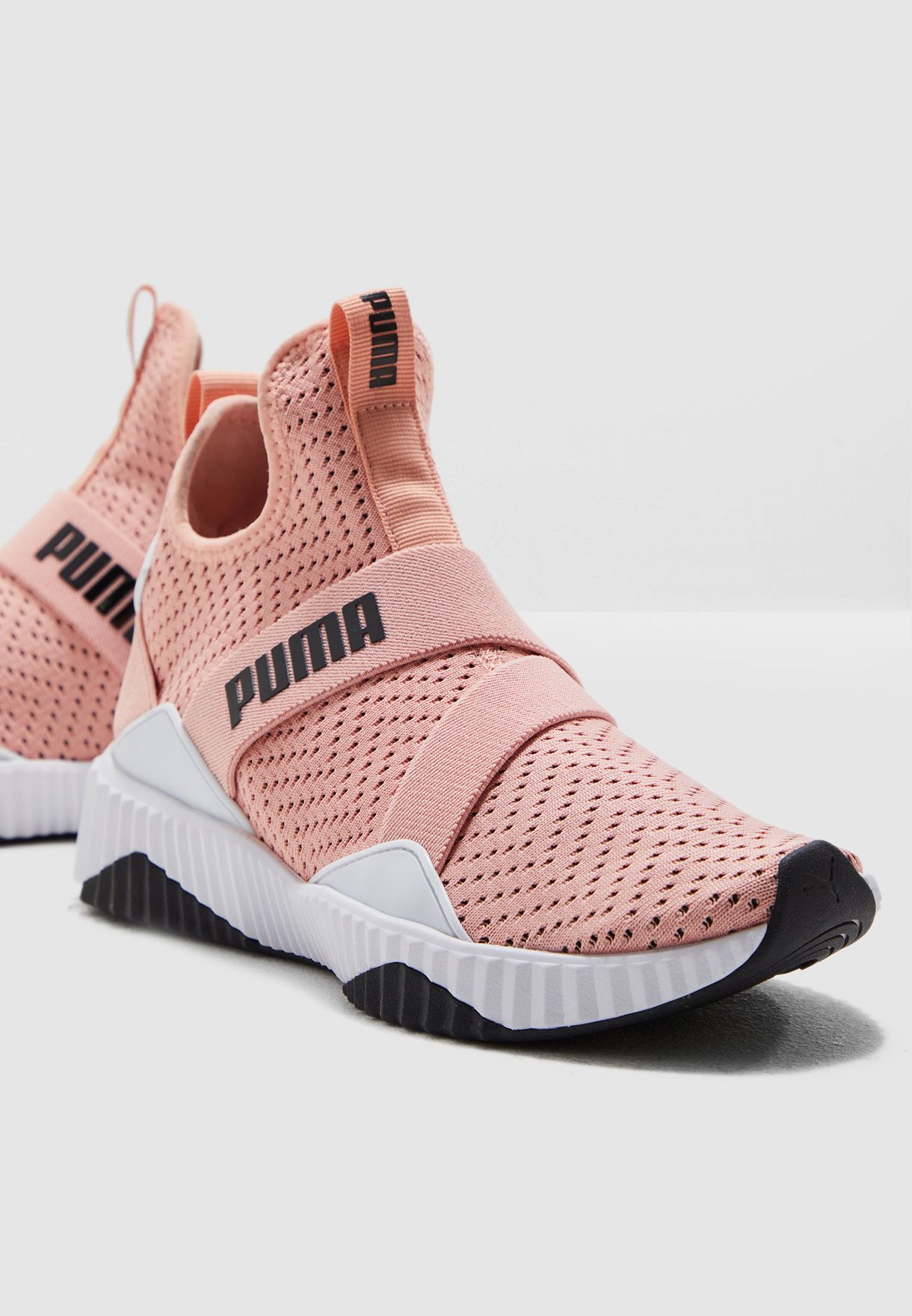 Buy PUMA pink Defy Mid Core for Women 