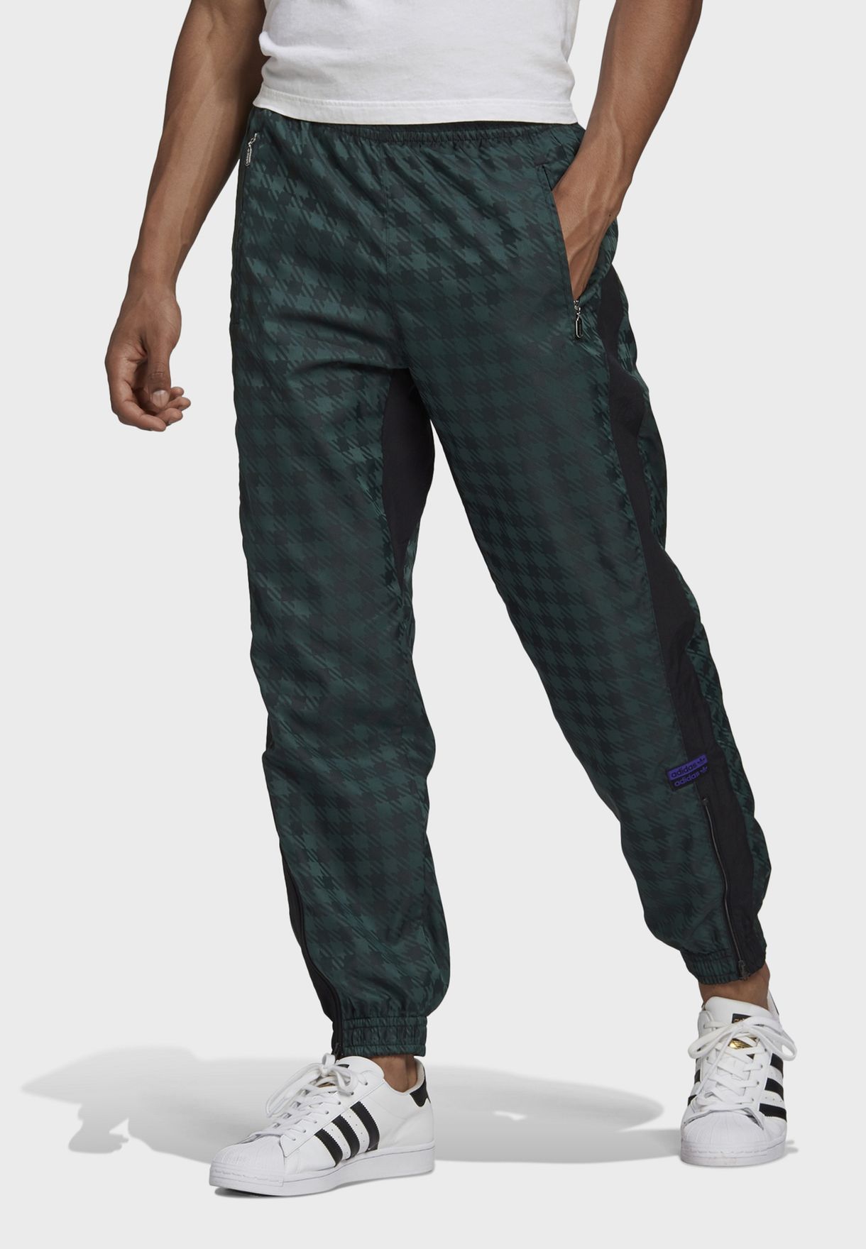 adidas lightweight sweatpants