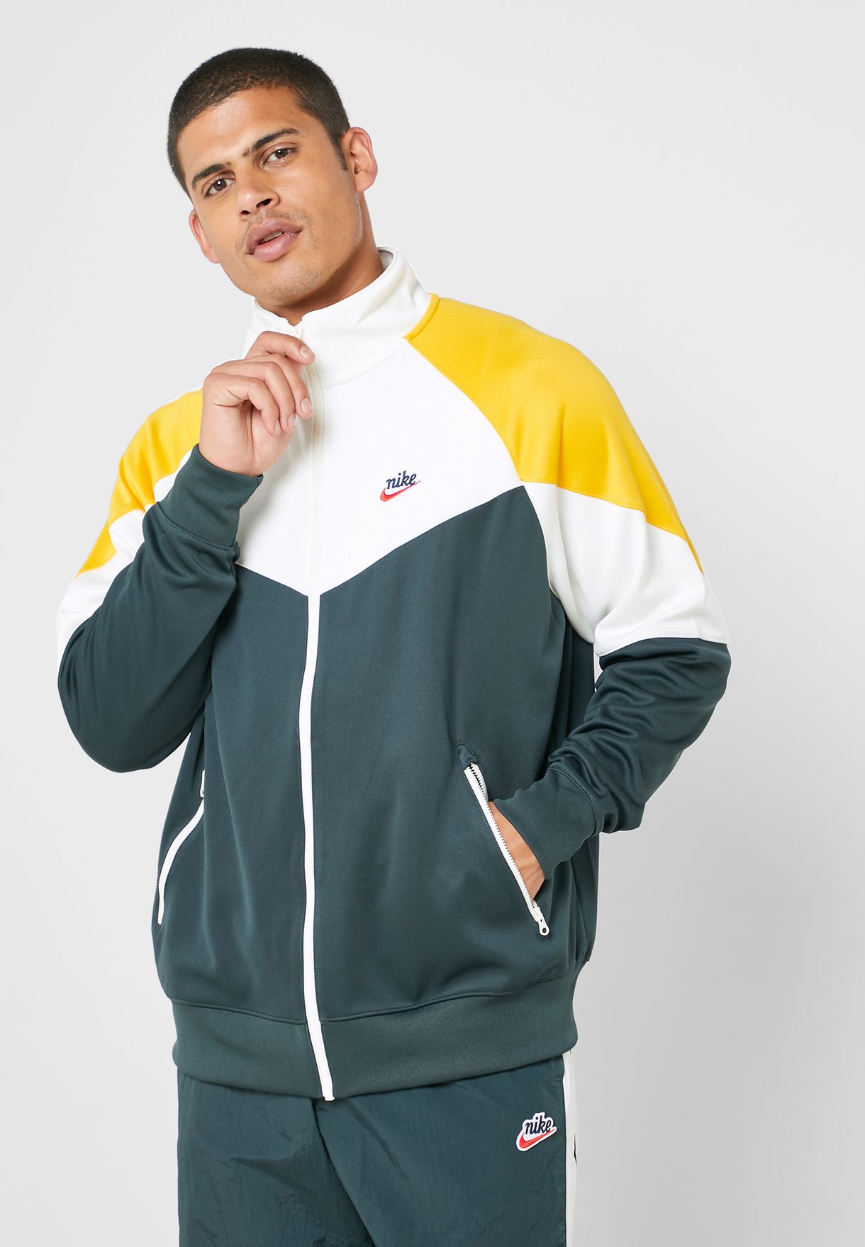 Nike multicolor NSW Windrunner Jacket 