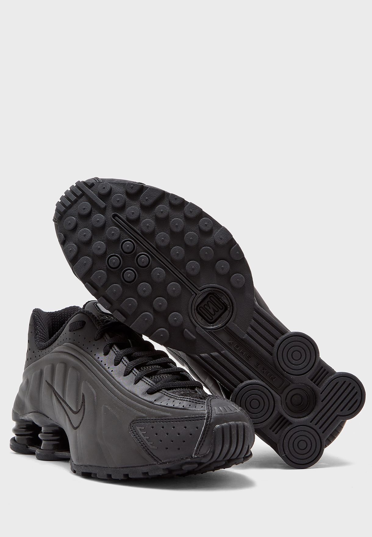 nike shox r4 price in india