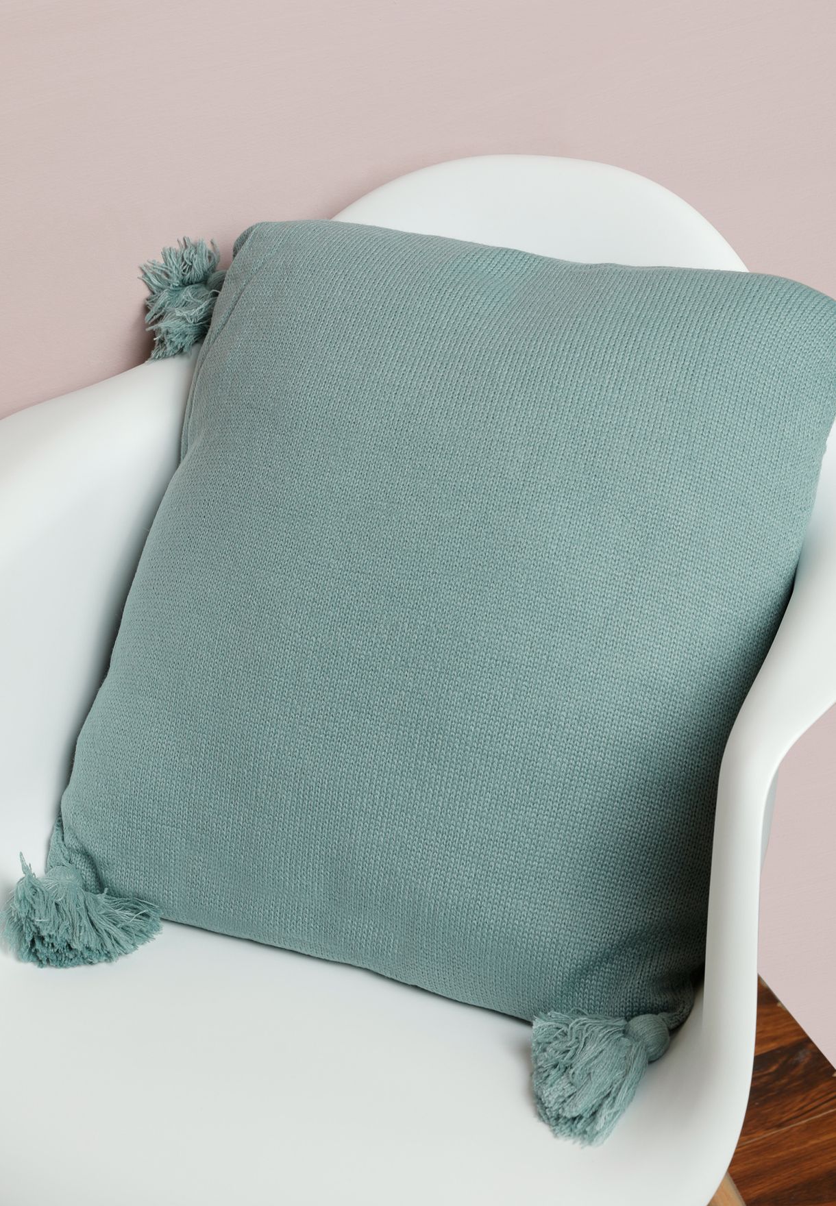Tassel Cushion With Insert