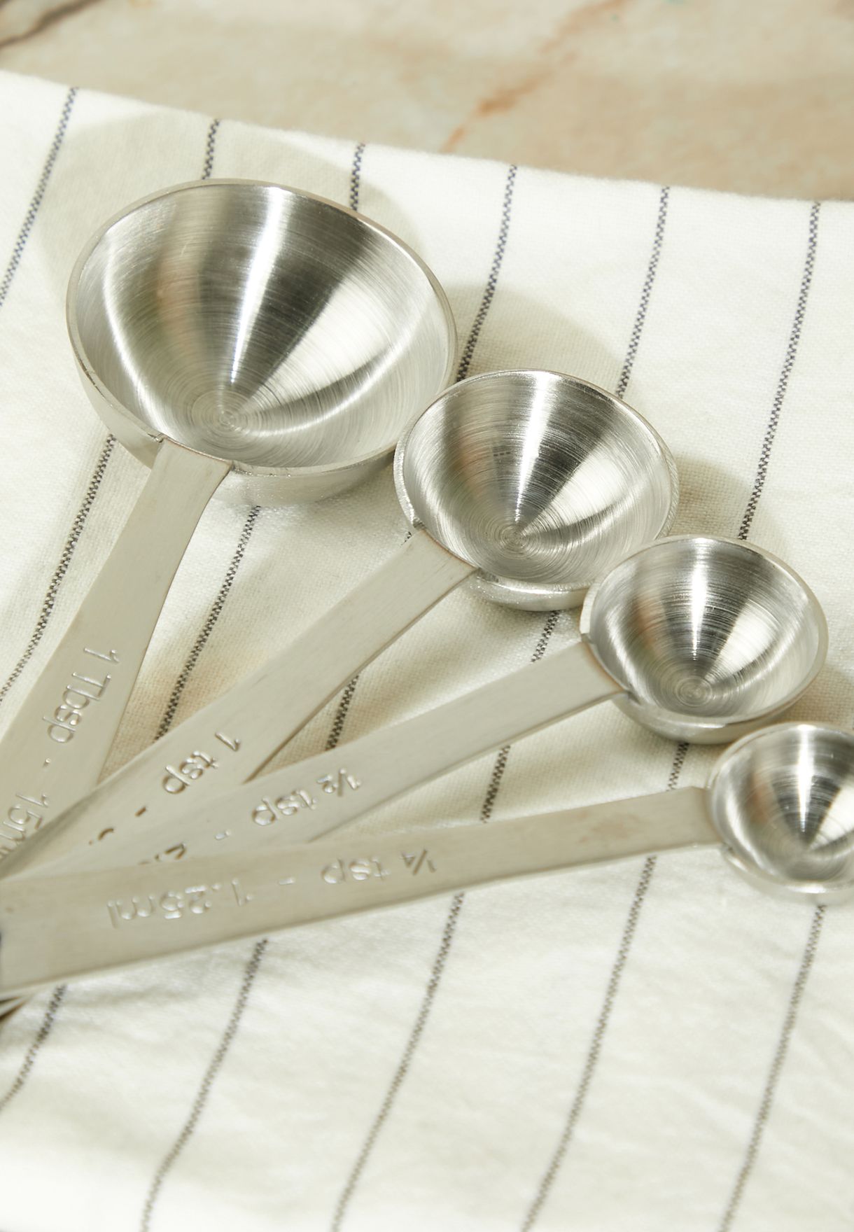 Set Of 4 Stainless Steel Measuring Spoons